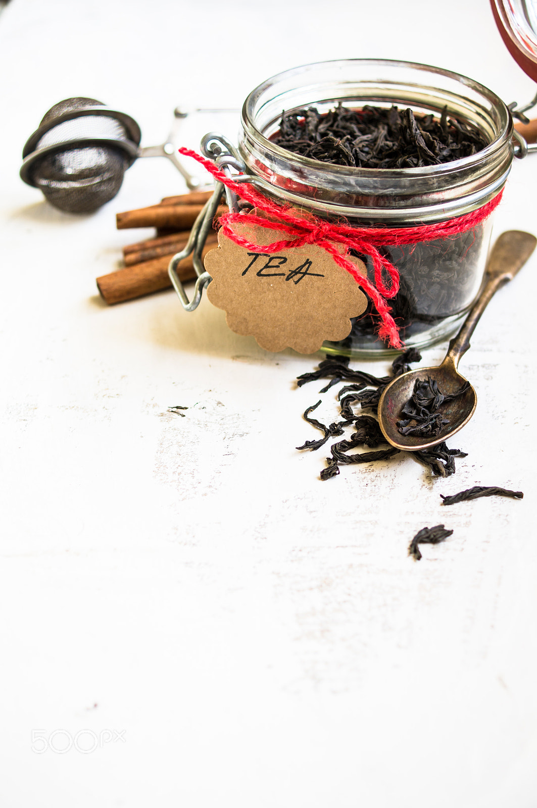Sony SLT-A55 (SLT-A55V) + Sony DT 30mm F2.8 Macro SAM sample photo. Black tea in jar photography