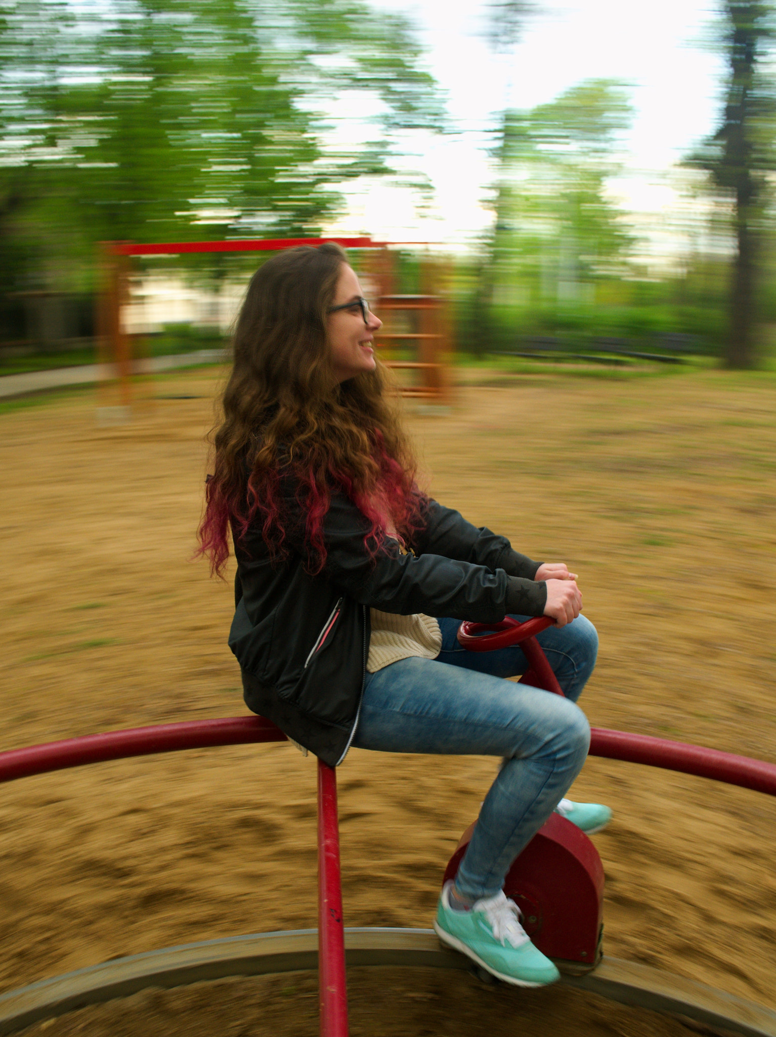 18.00 - 55.00 mm f/3.5 - 5.6 sample photo. Playground photography