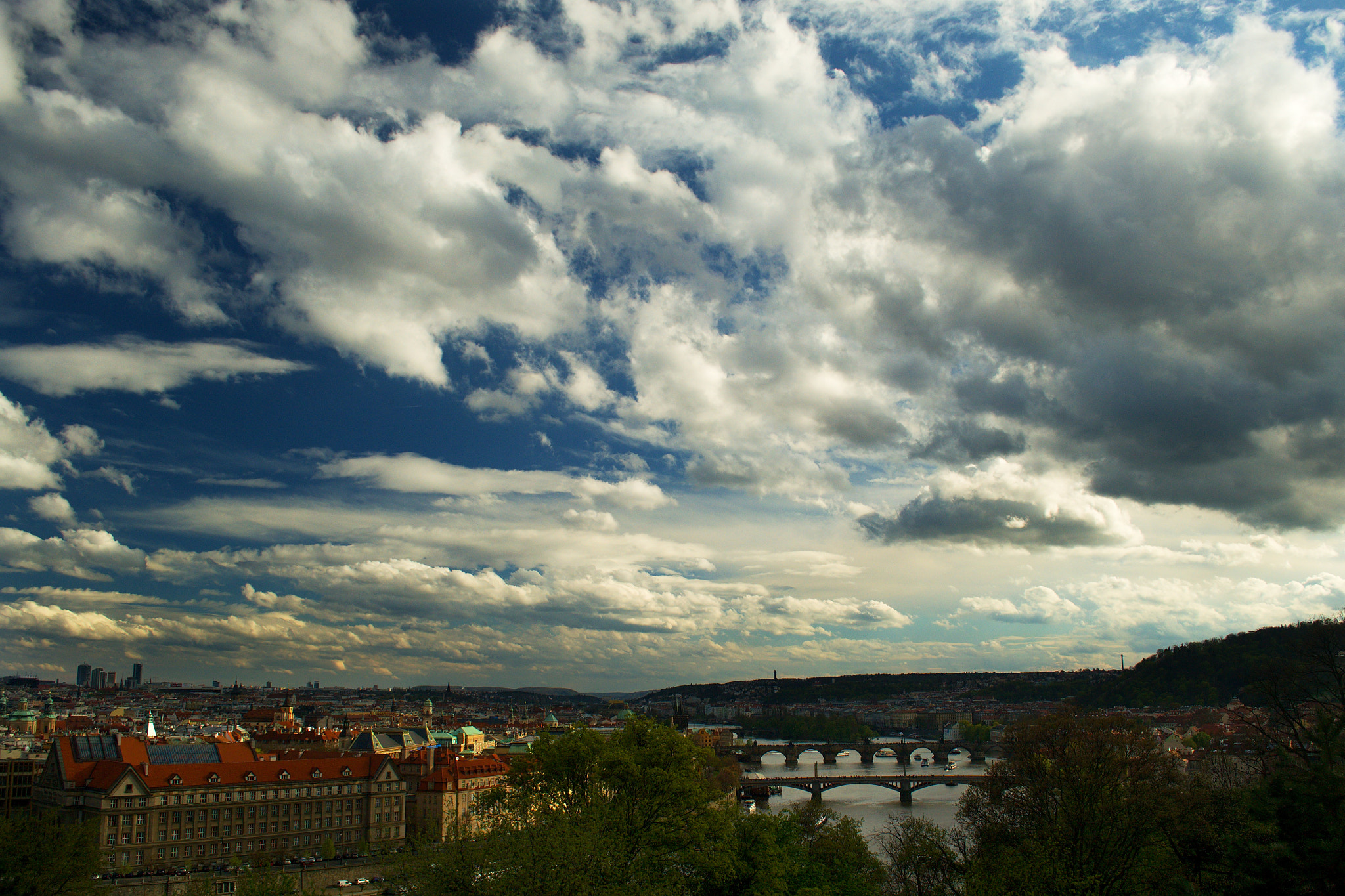 Nikon D3100 + 18.00 - 55.00 mm f/3.5 - 5.6 sample photo. Cloudporn. photography