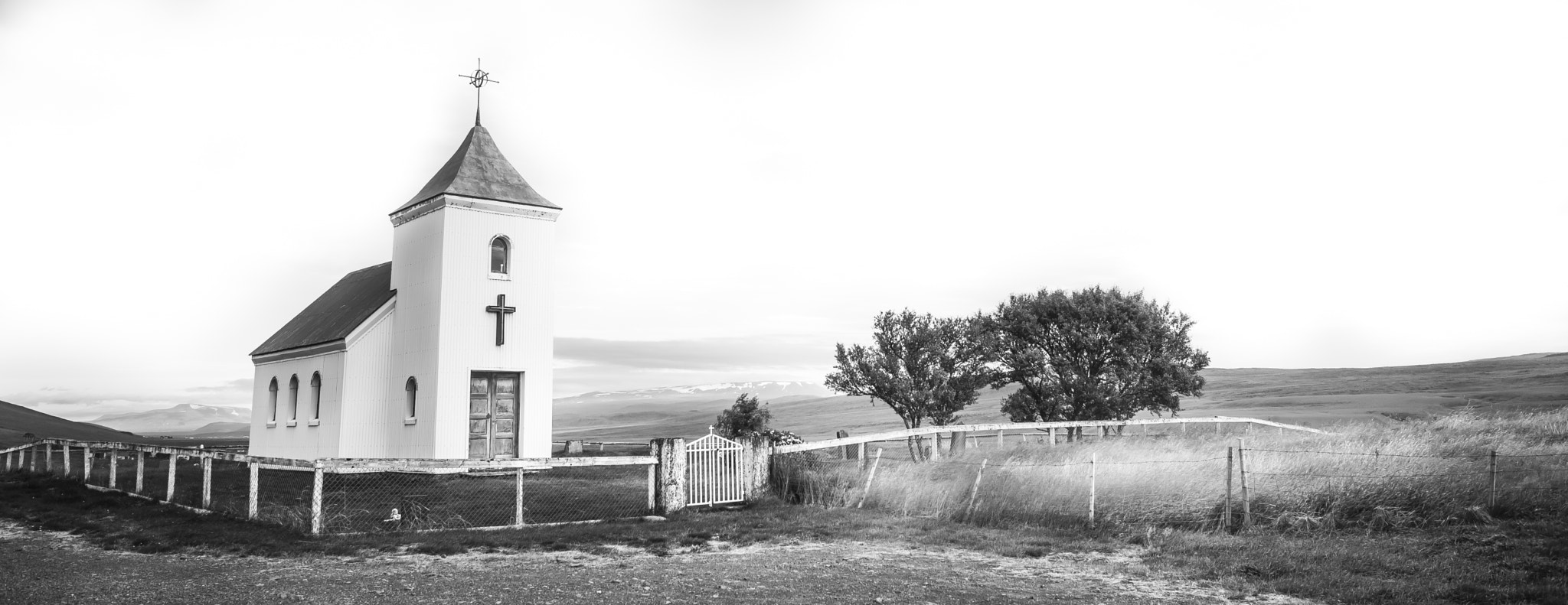 Nikon D610 + Nikon AF Nikkor 24mm F2.8D sample photo. Iceland photography