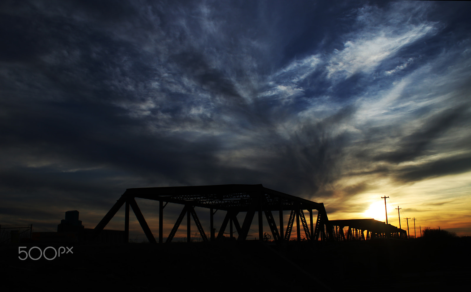 Canon EF 28-80mm f/3.5-5.6 sample photo. Sunset over st. anthony bridge photography