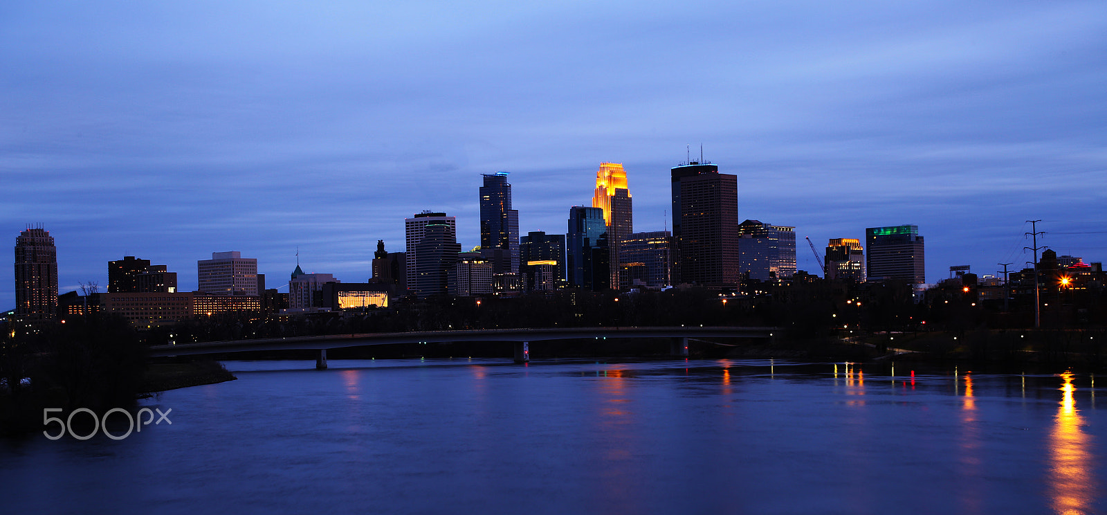 Canon EF 28-80mm f/3.5-5.6 sample photo. Minneapolis skyline photography