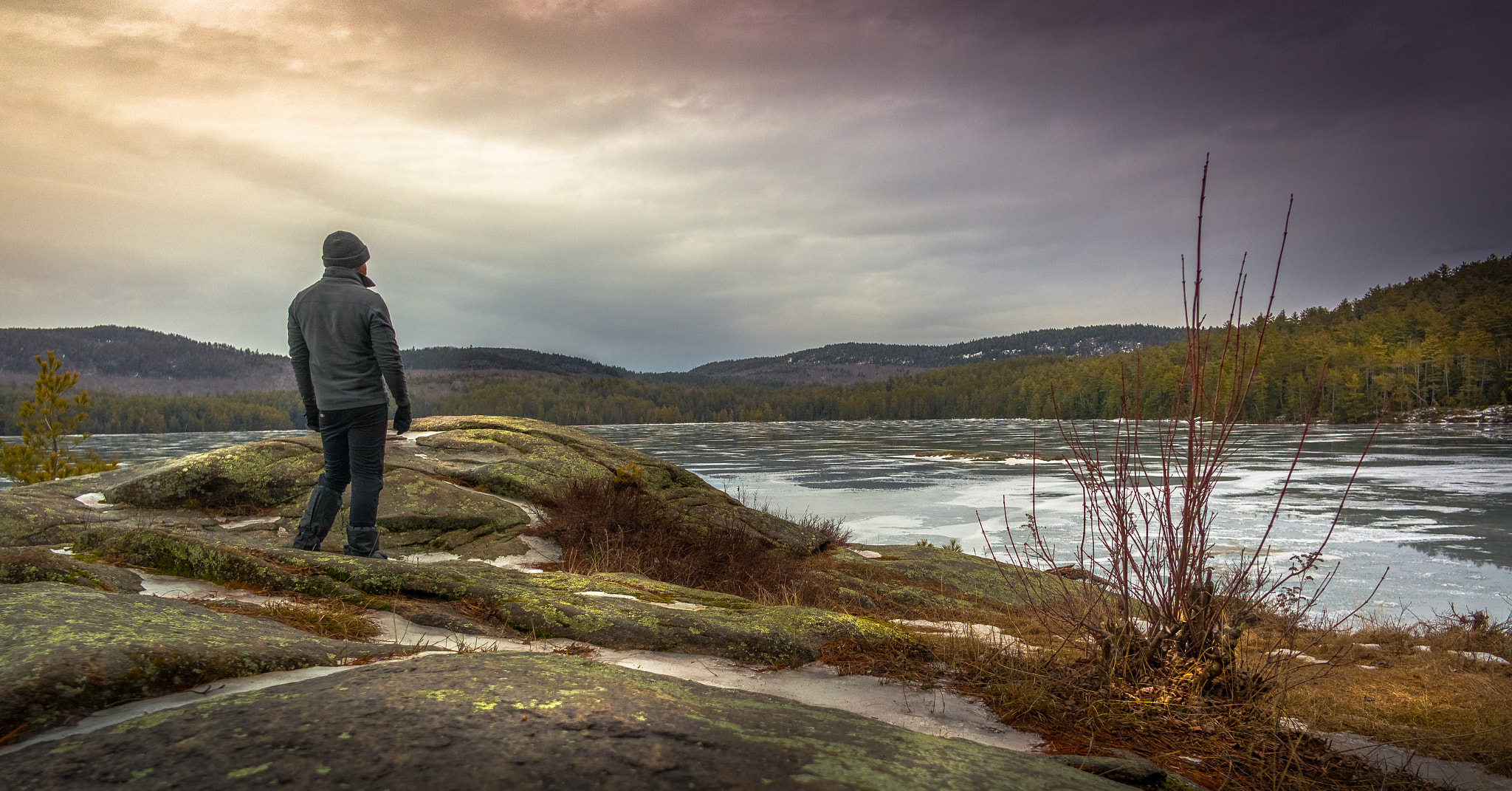 Samsung NX1000 + Samsung NX 16mm F2.4 Pancake sample photo. Pharoah lake photography