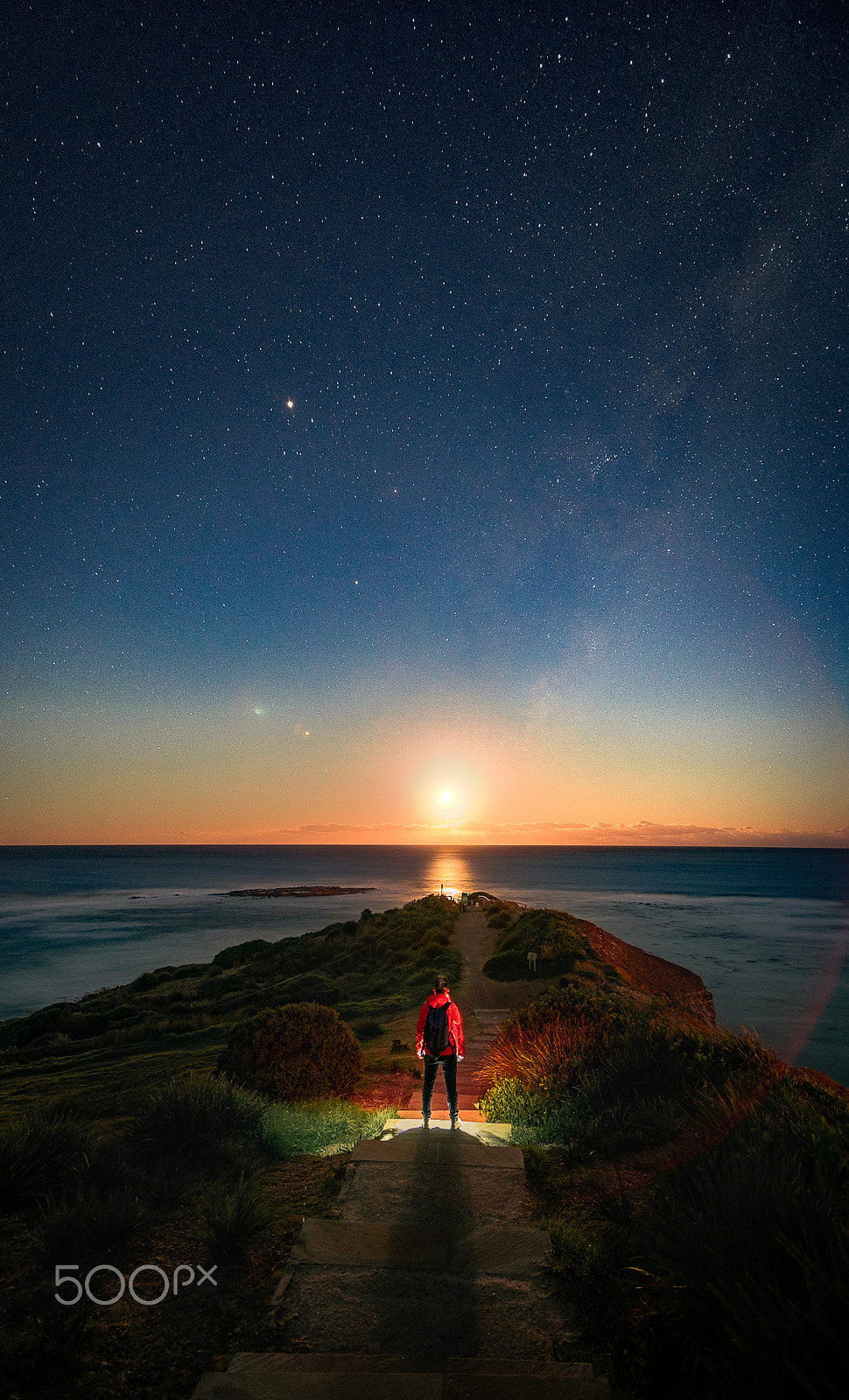 Sony a7R II + Sony Vario-Sonnar T* 16-35mm F2.8 ZA SSM sample photo. Long reef moon rise photography