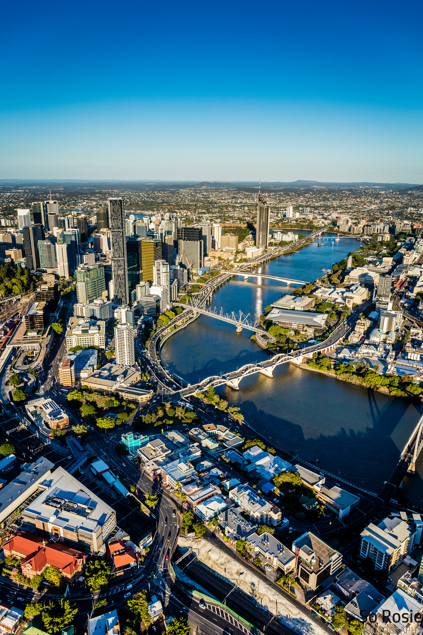Canon EF 24-70mm F4L IS USM sample photo. Helicopter over brisbane city photography