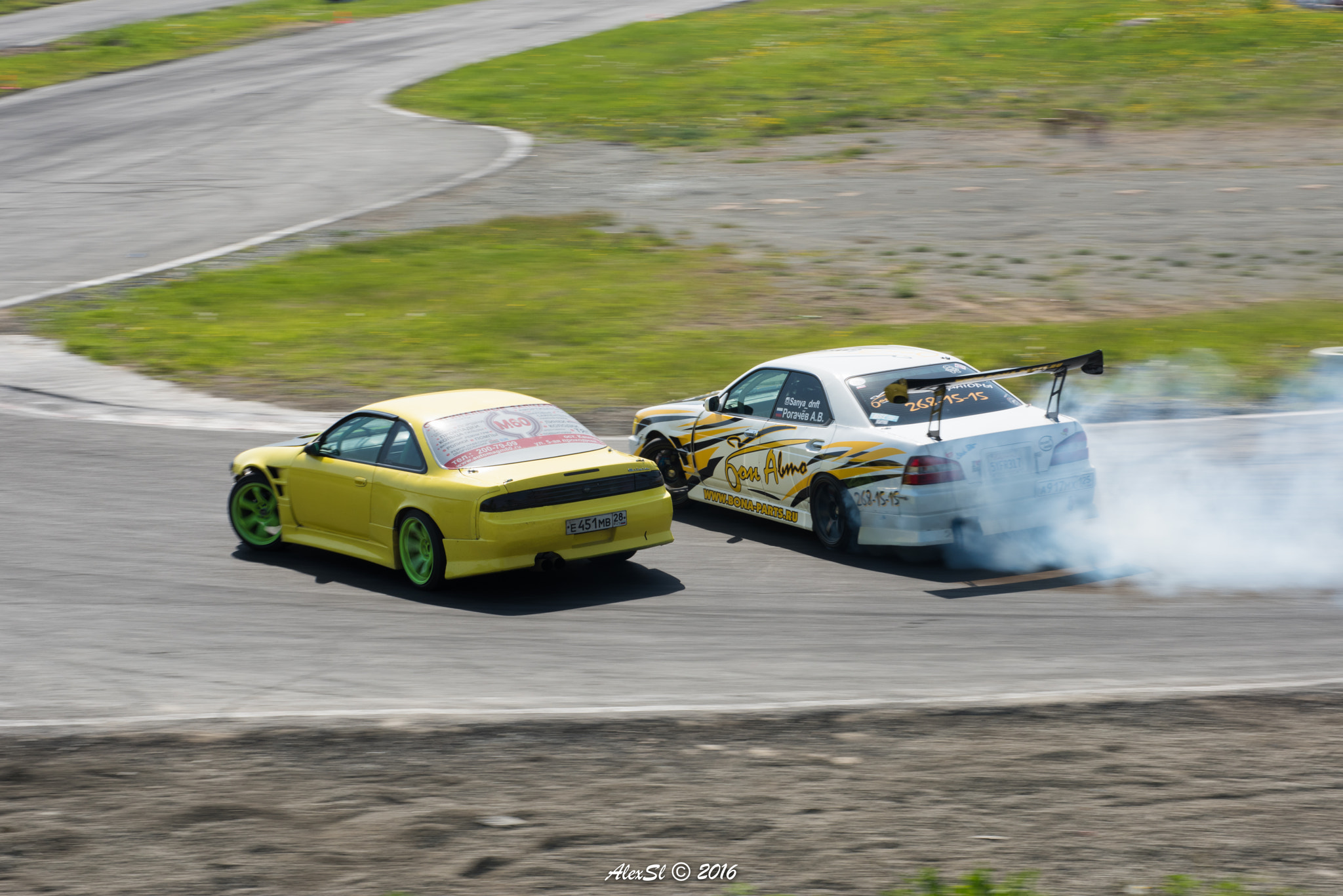 AF Zoom-Nikkor 80-200mm f/2.8 ED sample photo. Edit photography