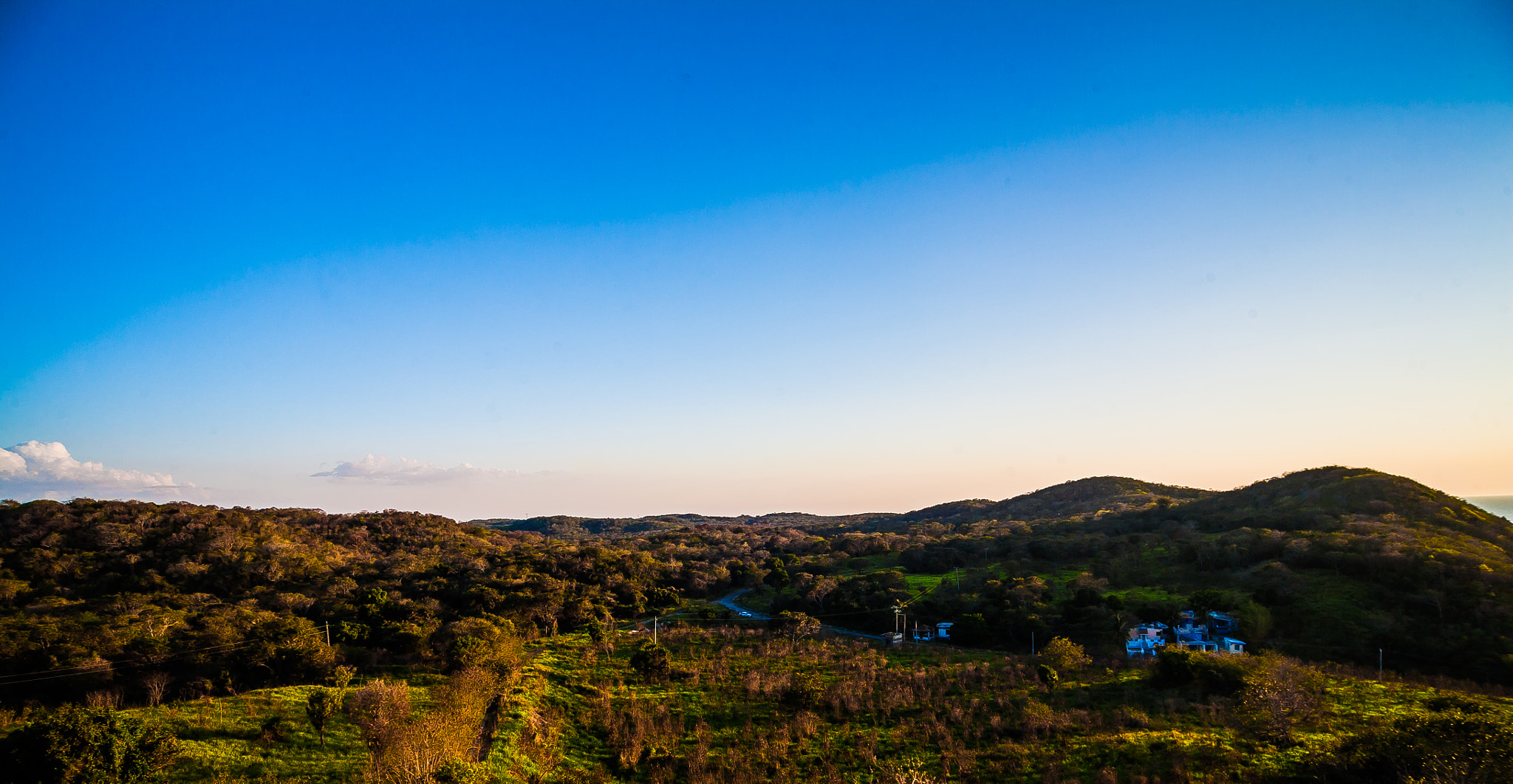 Sigma 17-35mm f/2.8-4 EX DG Aspherical HSM sample photo. Sabana photography