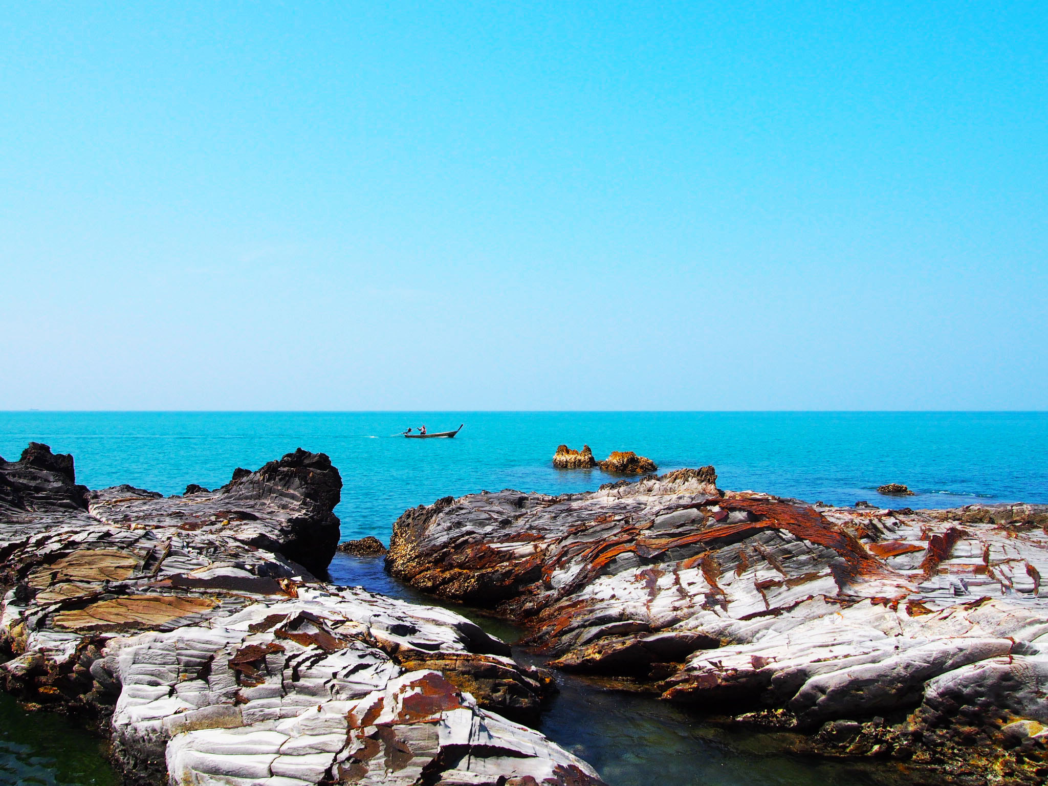 Olympus PEN E-P5 sample photo. A good day for fishing photography