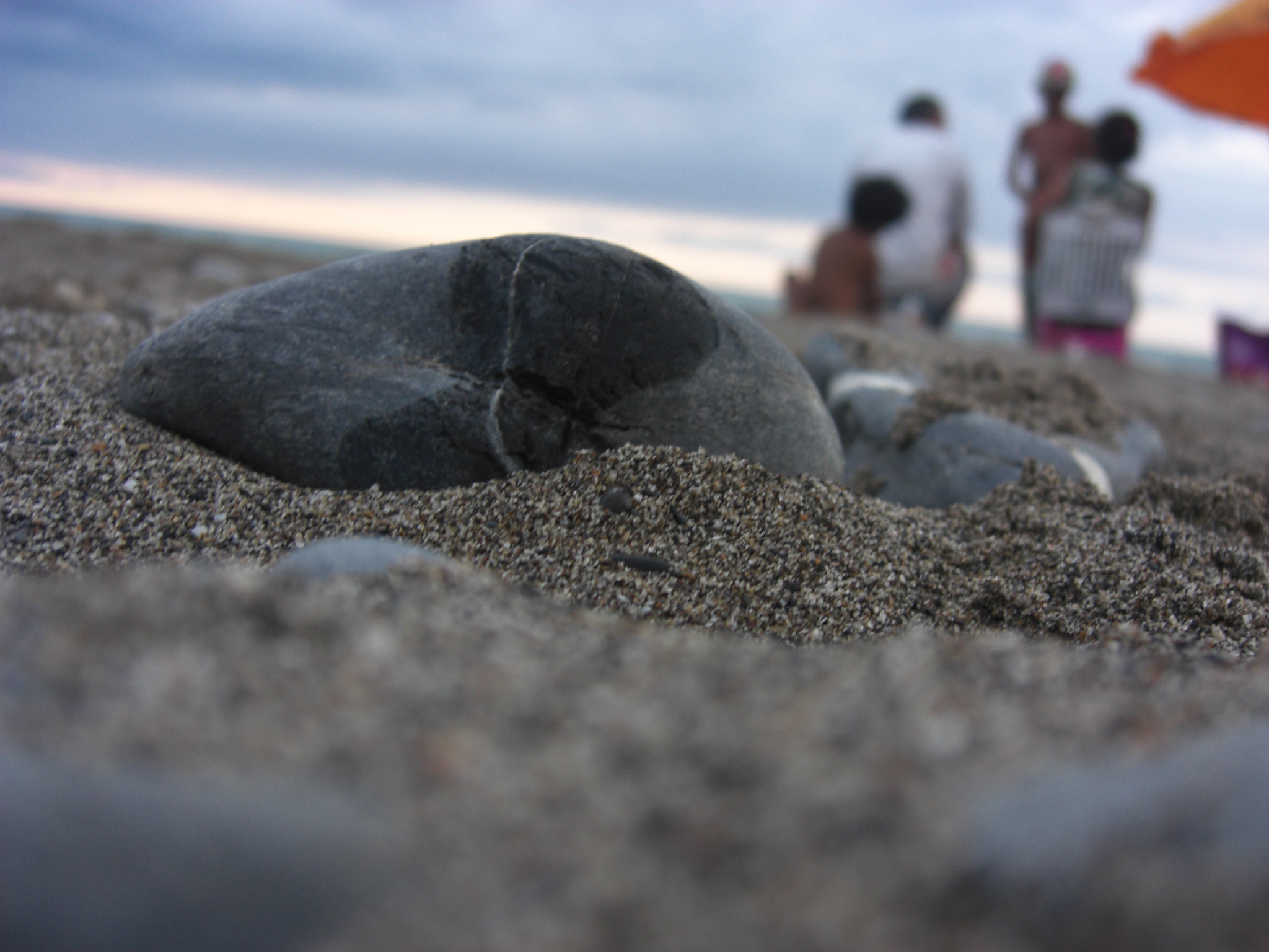 CASIO EX-Z1050 sample photo. Rocks photography