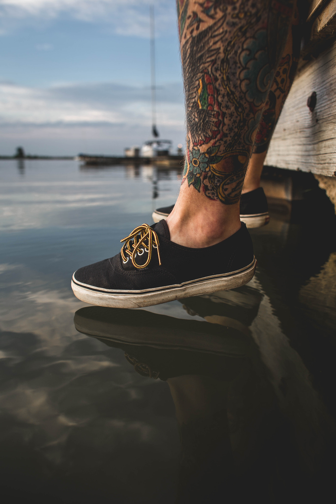 Canon EOS 6D + Canon EF 24mm f/1.4L sample photo. Vans photography