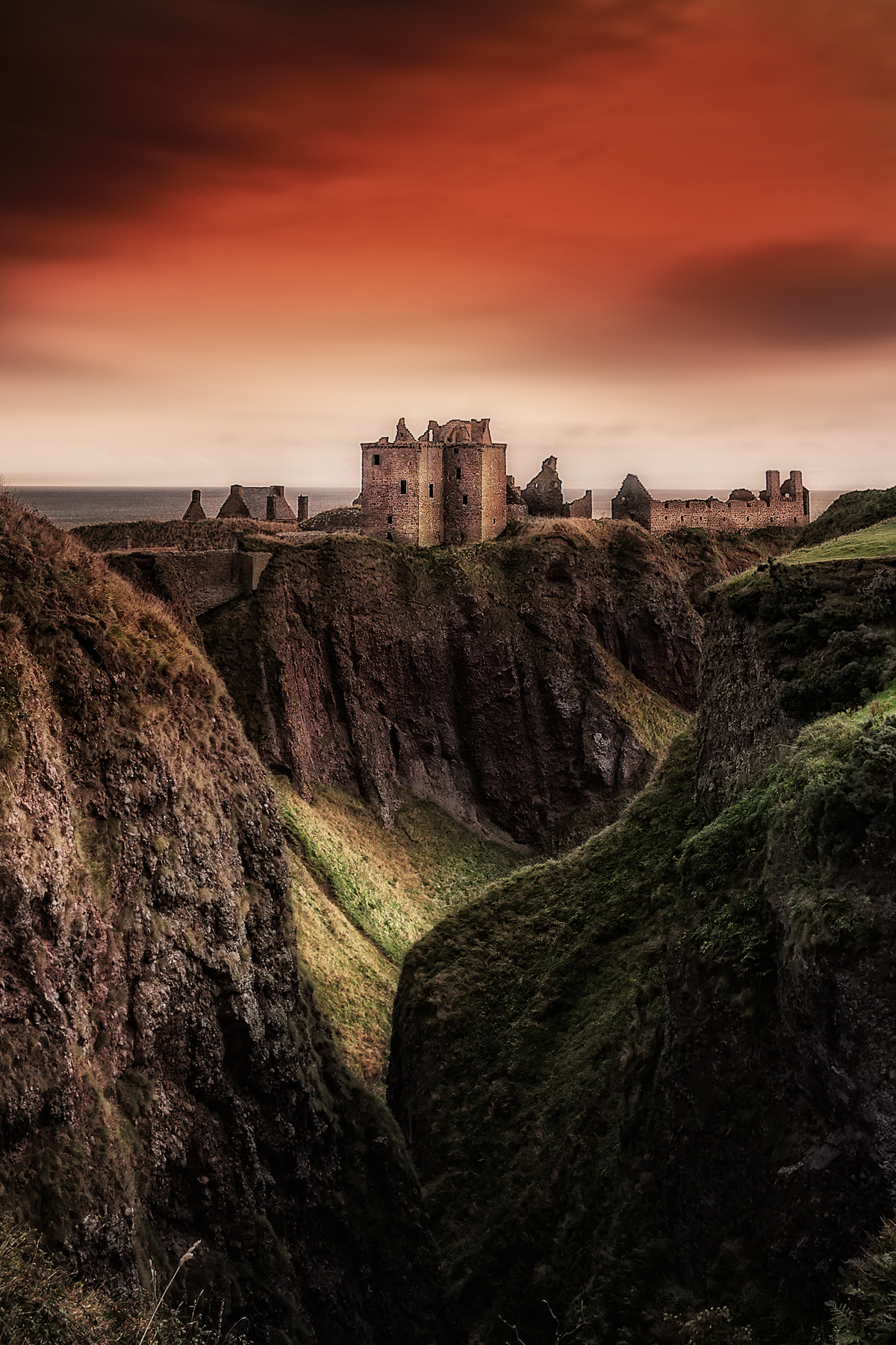 Sony Alpha DSLR-A700 sample photo. Dunnottar castle photography