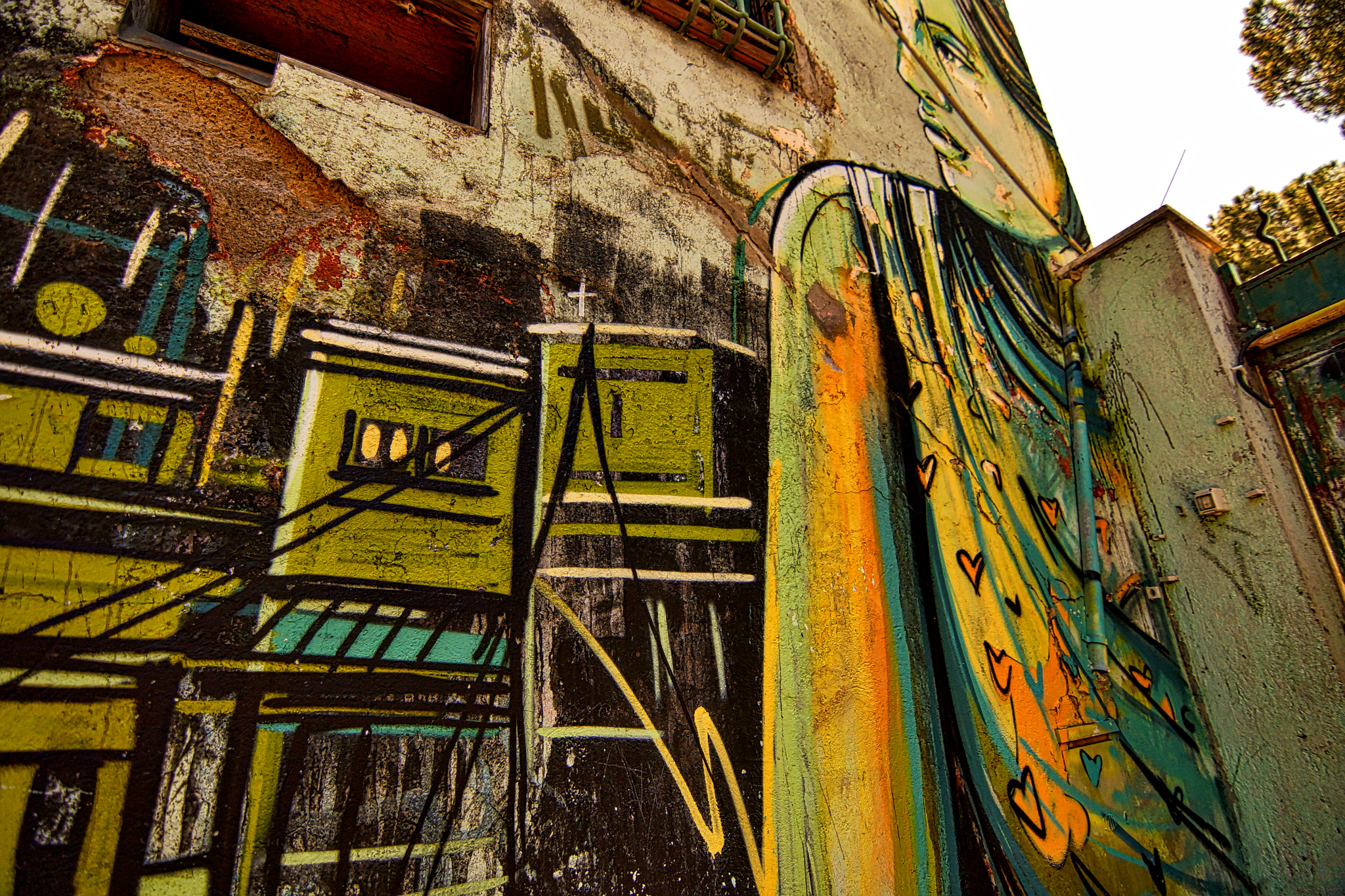 Sony SLT-A65 (SLT-A65V) + 20mm F2.8 sample photo. Welcome to italy’s metropoliz photography