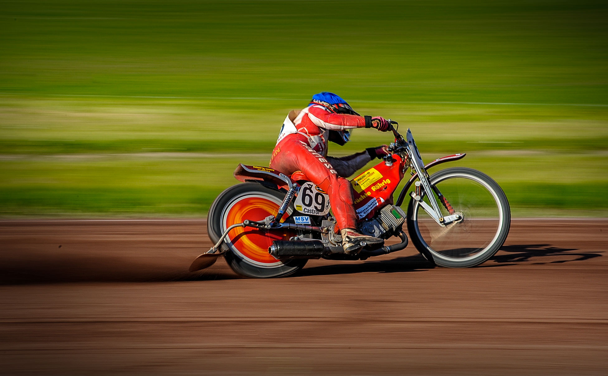 Nikon AF-Nikkor 80-200mm F2.8D ED sample photo. Speed photography