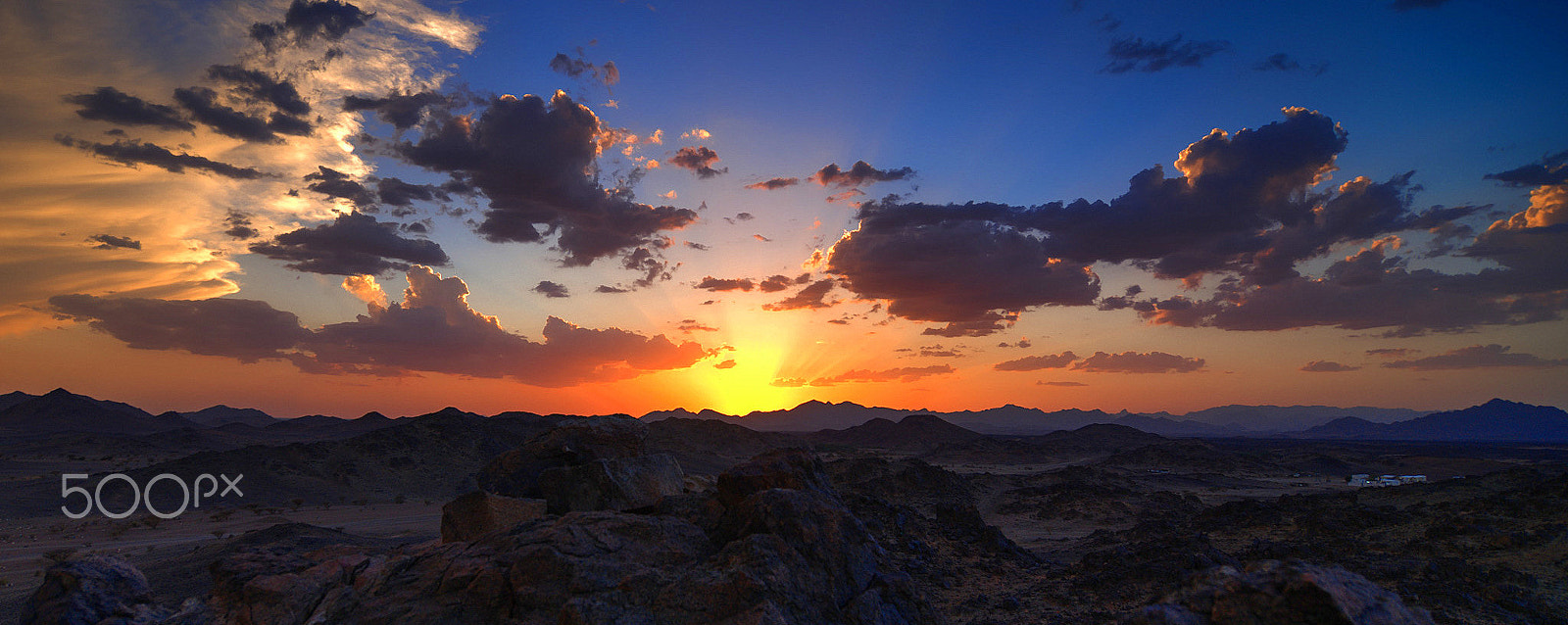 Nikon AF-S DX Nikkor 12-24mm F4G ED-IF sample photo. The beauty of the sunset photography