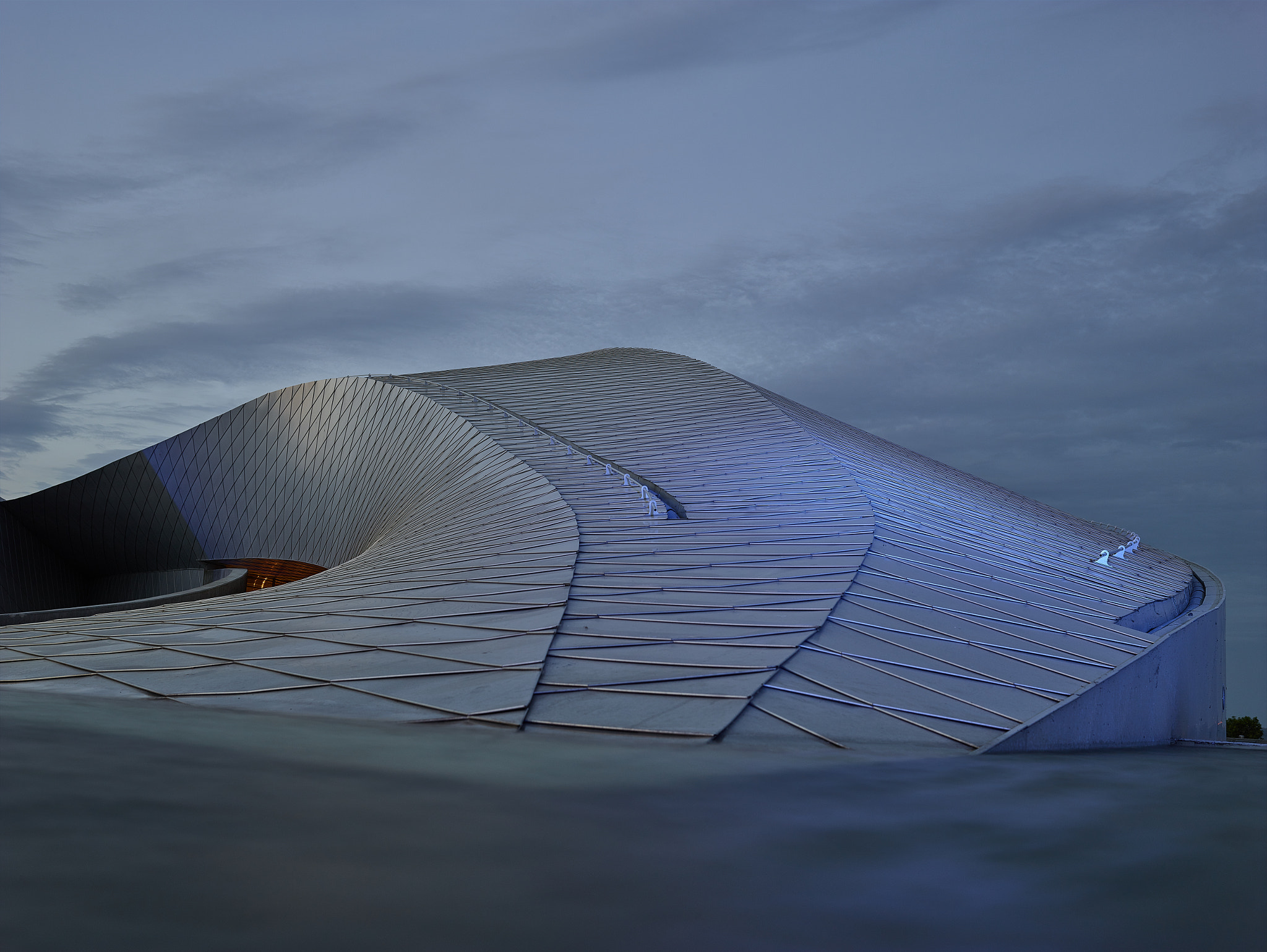 Phase One IQ180 + Schneider LS 55mm f/2.8 sample photo. Blue hour at the blue planet photography