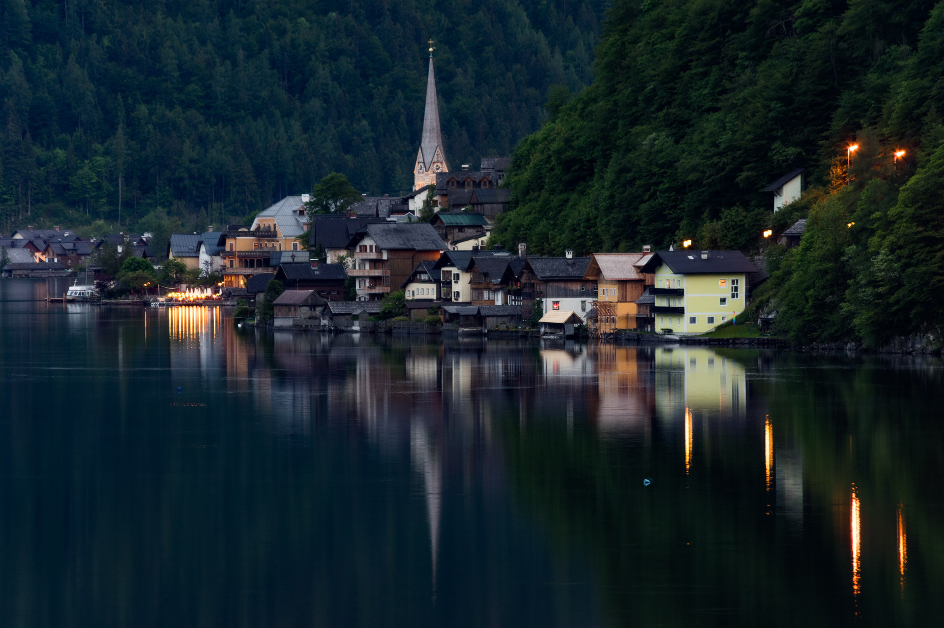 Pentax smc DA 55-300mm F4.0-5.8 ED sample photo. Hallstatt view photography