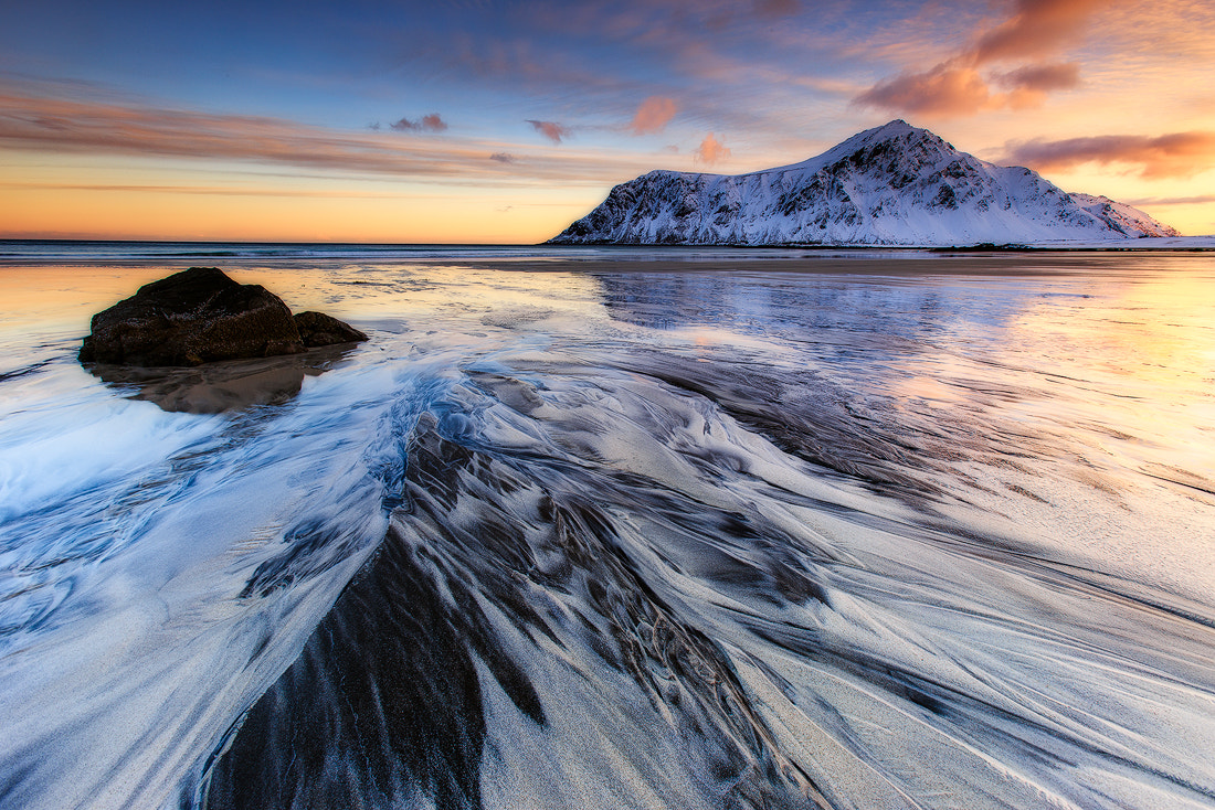 Canon EF 16-35mm F2.8L USM sample photo. Skagsanden, lofoten, norway photography