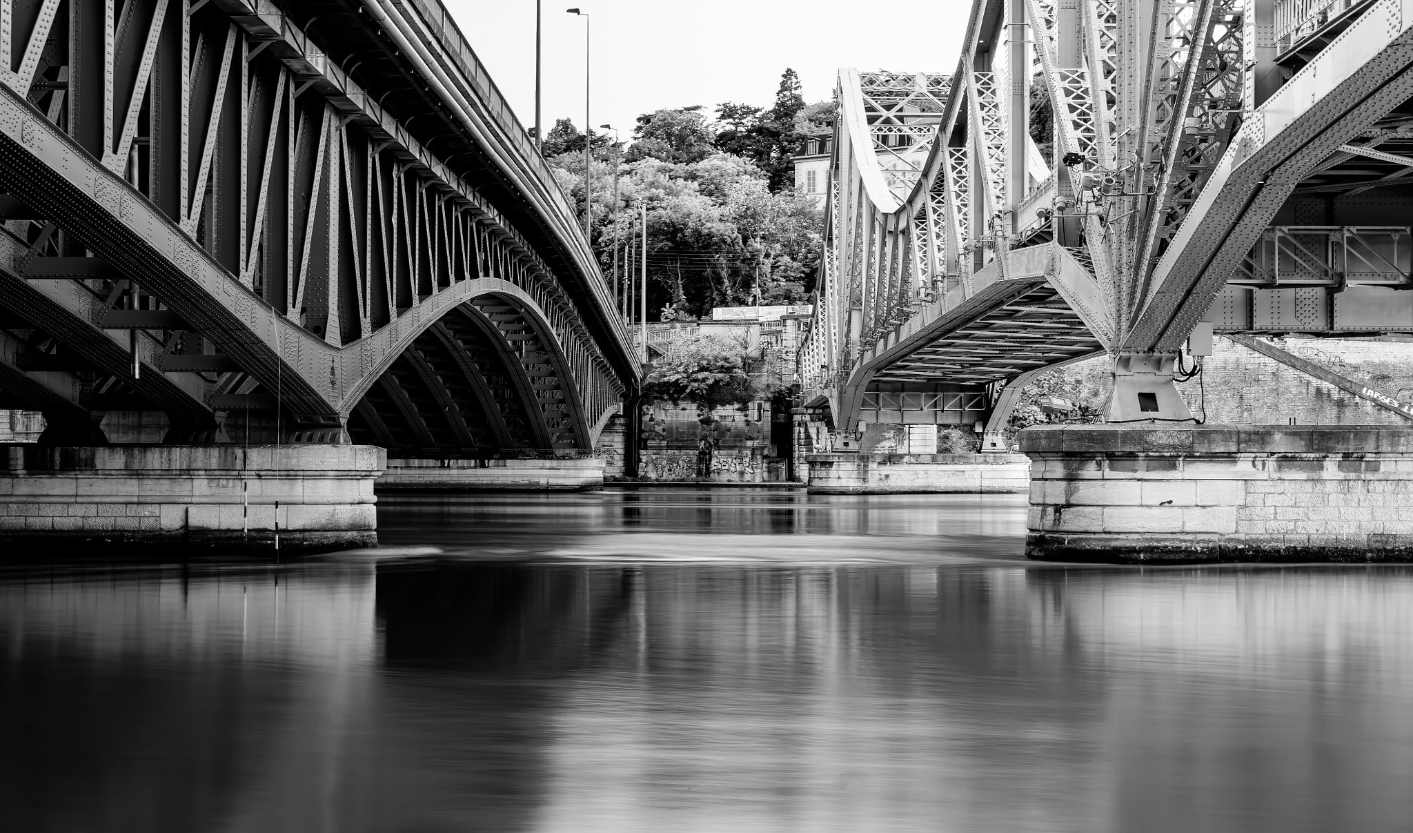 Pentax K-r + Pentax smc DA 35mm F2.4 AL sample photo. Bridges photography