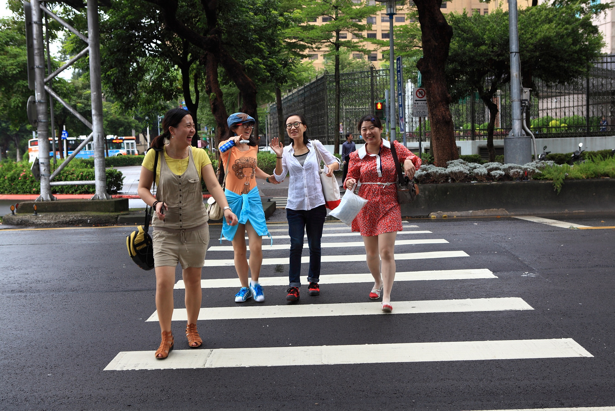Canon EF 24-70mm F2.8L USM sample photo. Travel in taipei photography