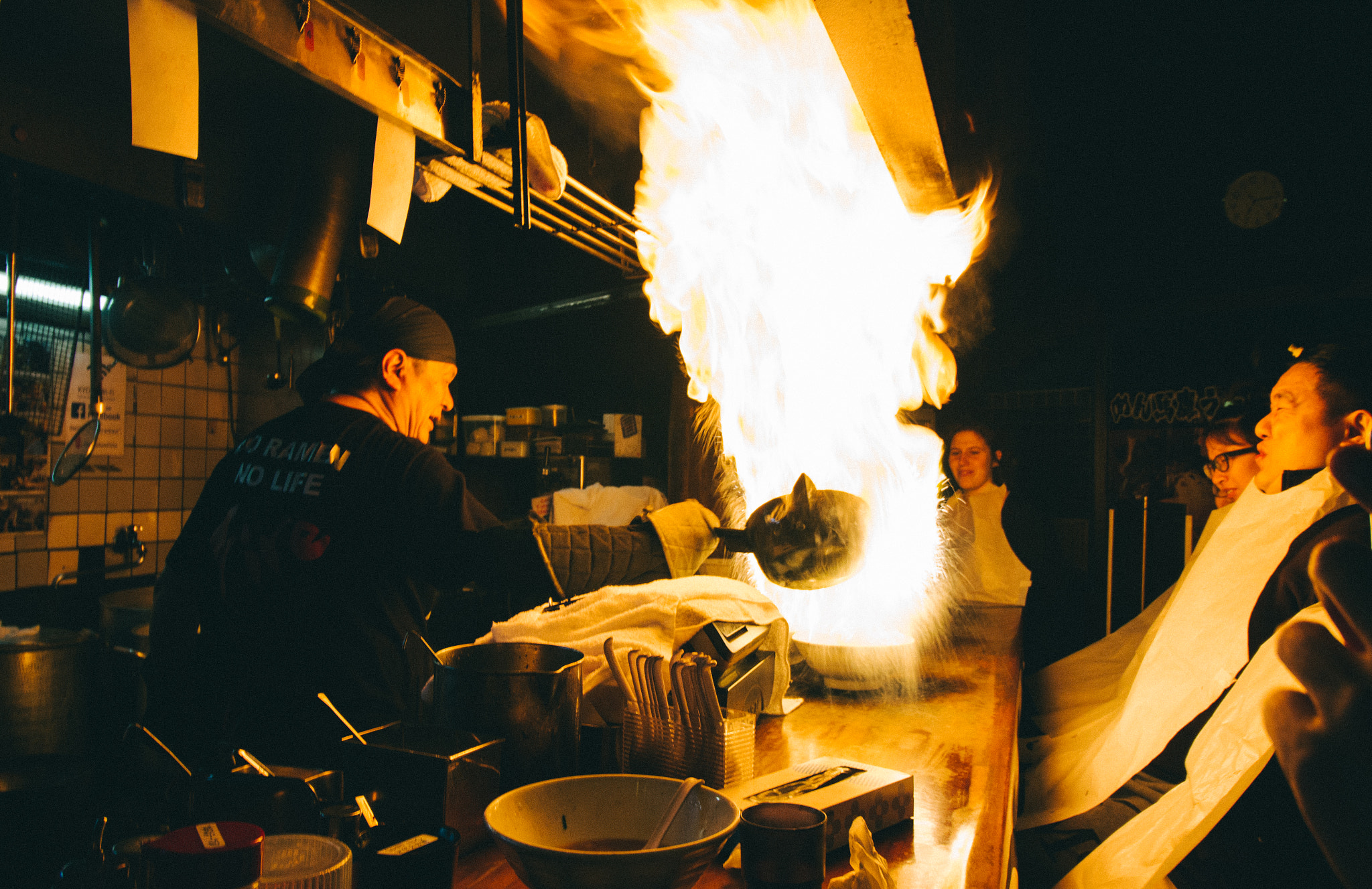Canon EF-S 10-18mm F4.5–5.6 IS STM sample photo. Japanese fire ramen restaurant photography