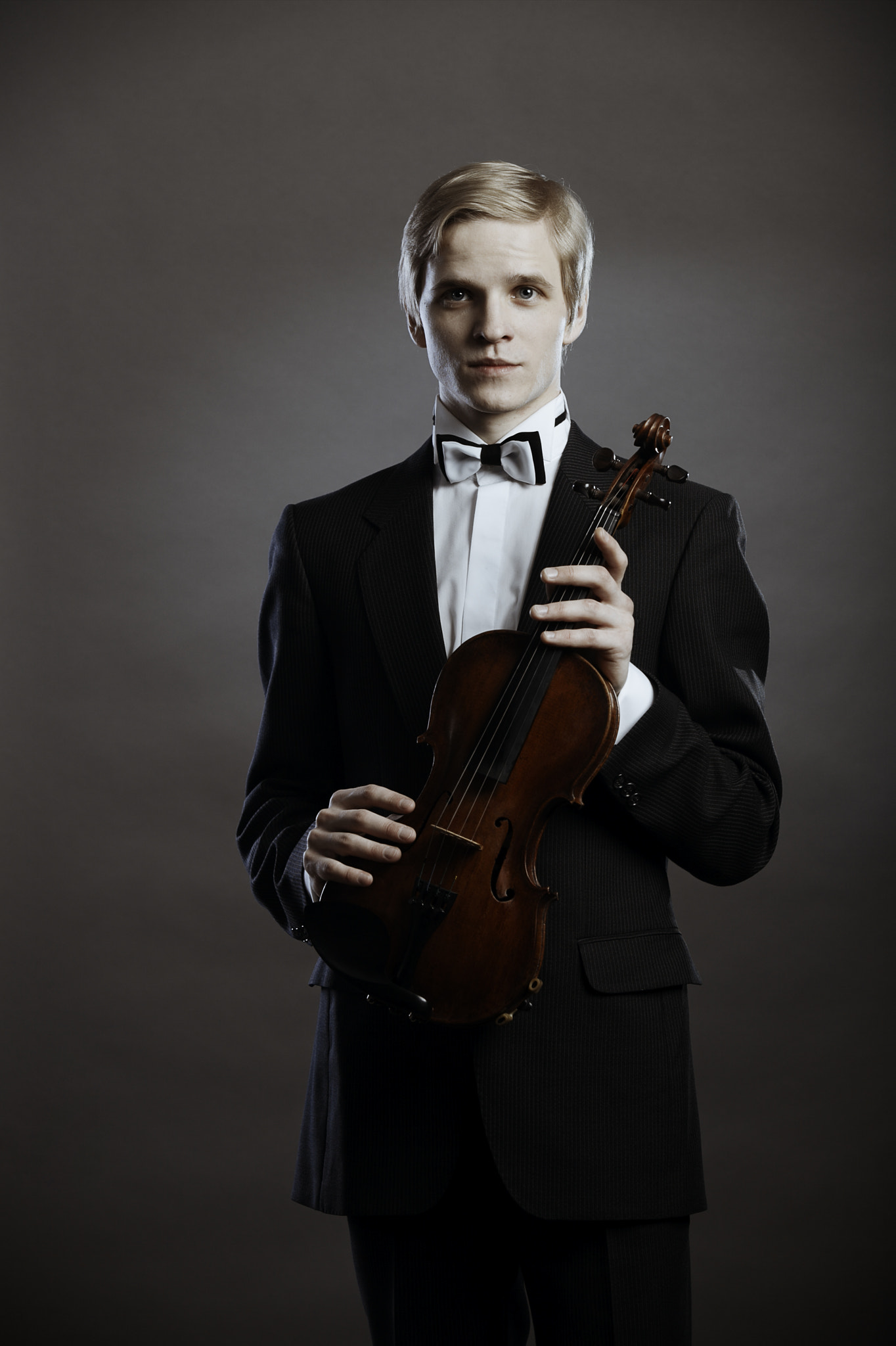 70.0 - 200.0 mm sample photo. Violinist stepan photography