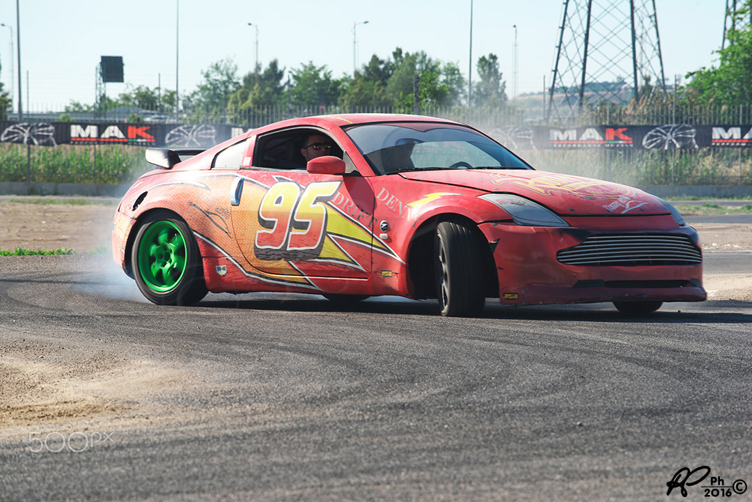 VR 70-200mm F/4.0 G sample photo. Drifting photography