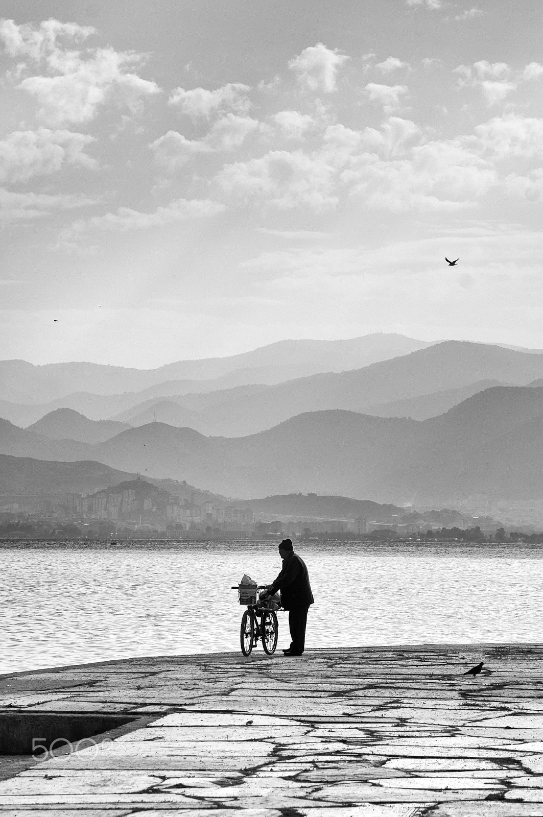 Sony Alpha DSLR-A580 + Minolta AF 35-105mm F3.5-4.5 sample photo. Gökyüzü olsam photography