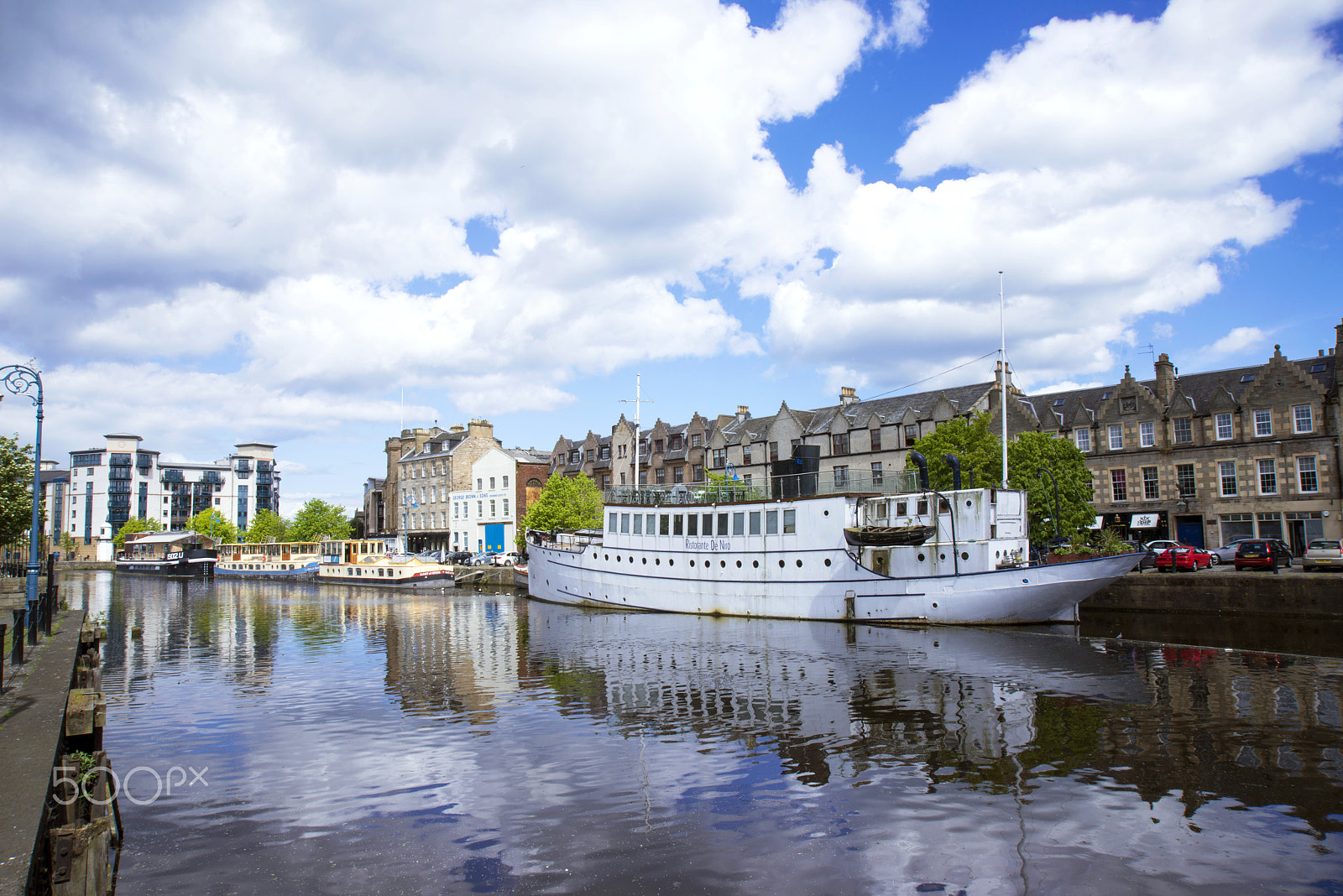 AF Zoom-Nikkor 24-120mm f/3.5-5.6D IF sample photo. The shore , water of leith photography