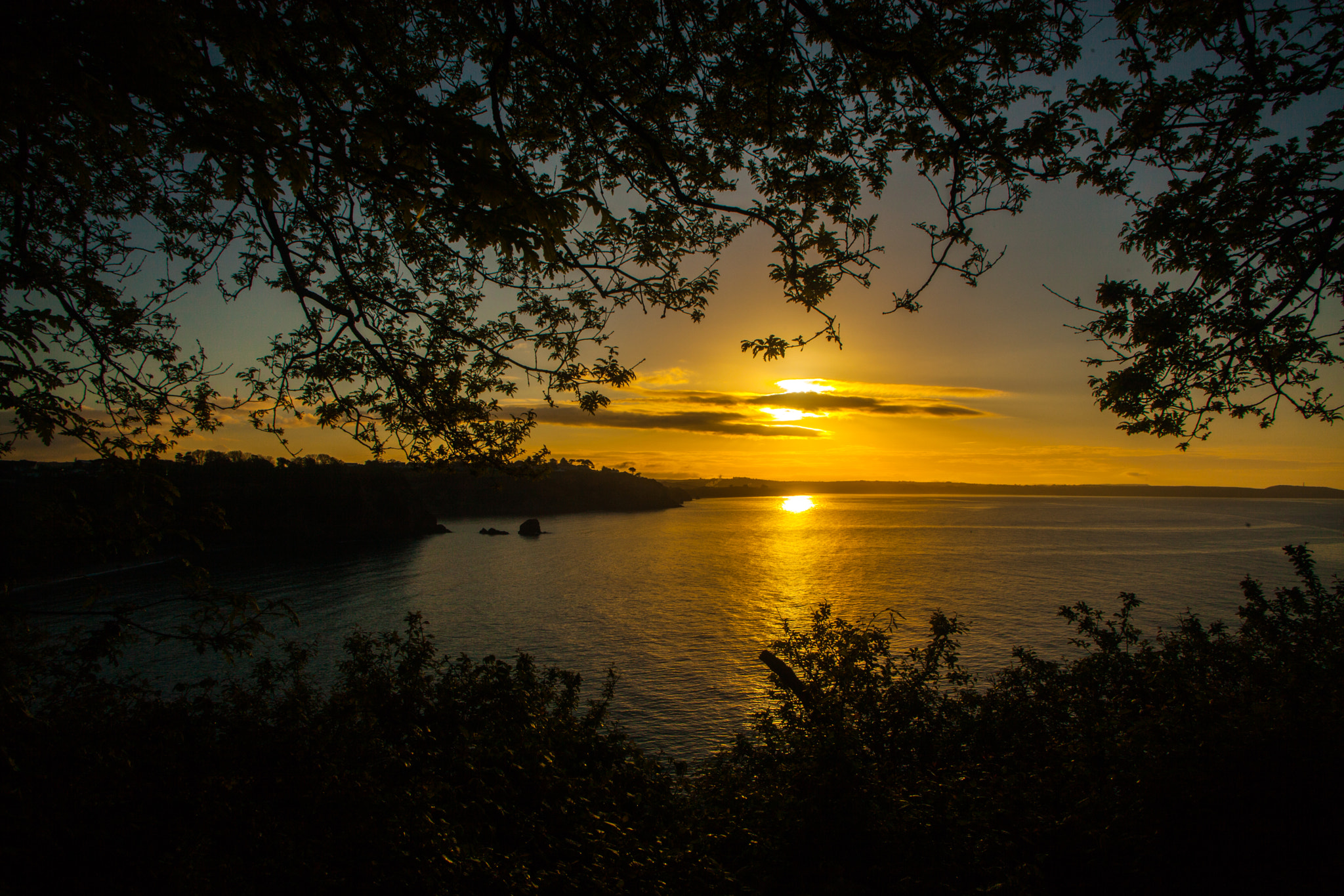 Canon EF 20-35mm F3.5-4.5 USM sample photo. Sunrise. photography
