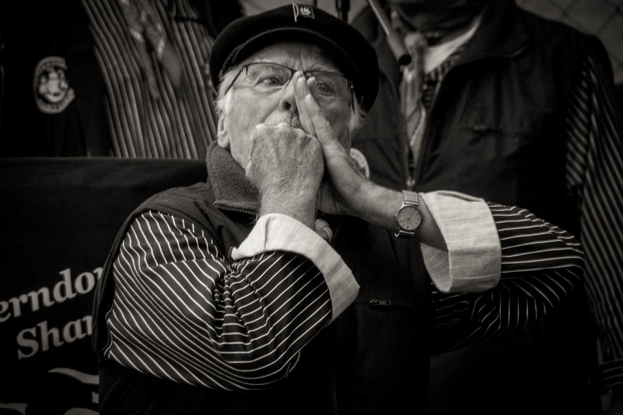 Olympus OM-D E-M5 sample photo. Whistle blower photography