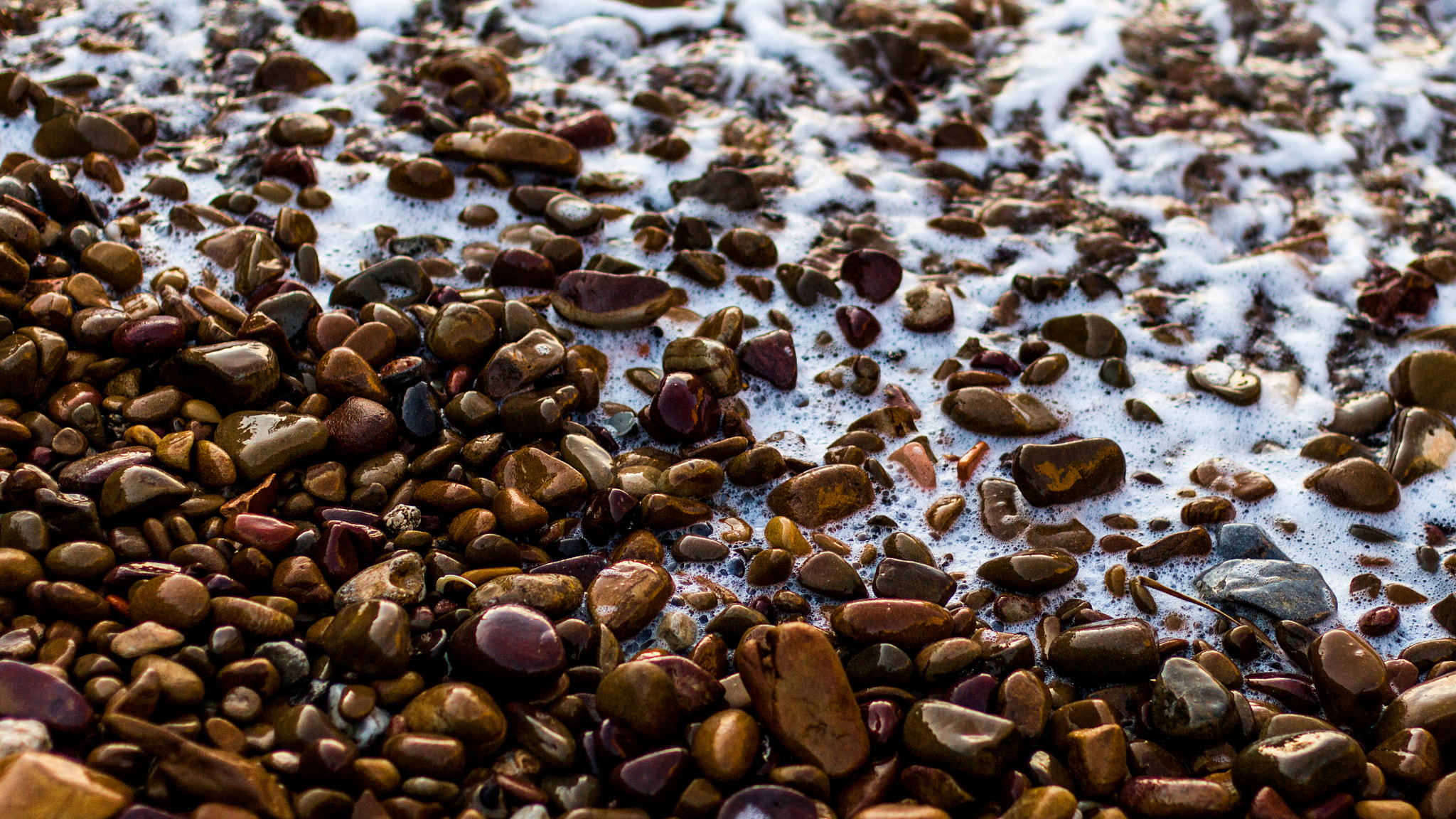 Canon EOS 700D (EOS Rebel T5i / EOS Kiss X7i) + Canon EF 50mm F1.4 USM sample photo. Galets photography