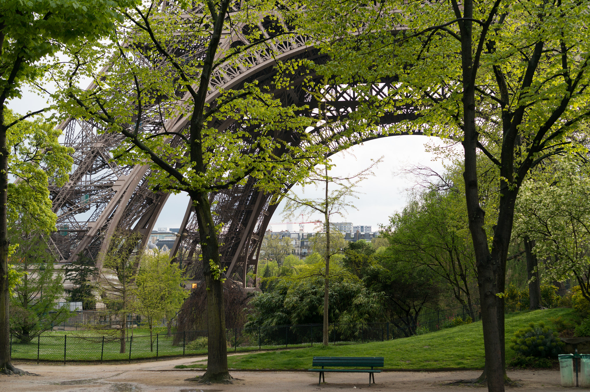 Sony Alpha NEX-5R sample photo. Eiffel tower photography
