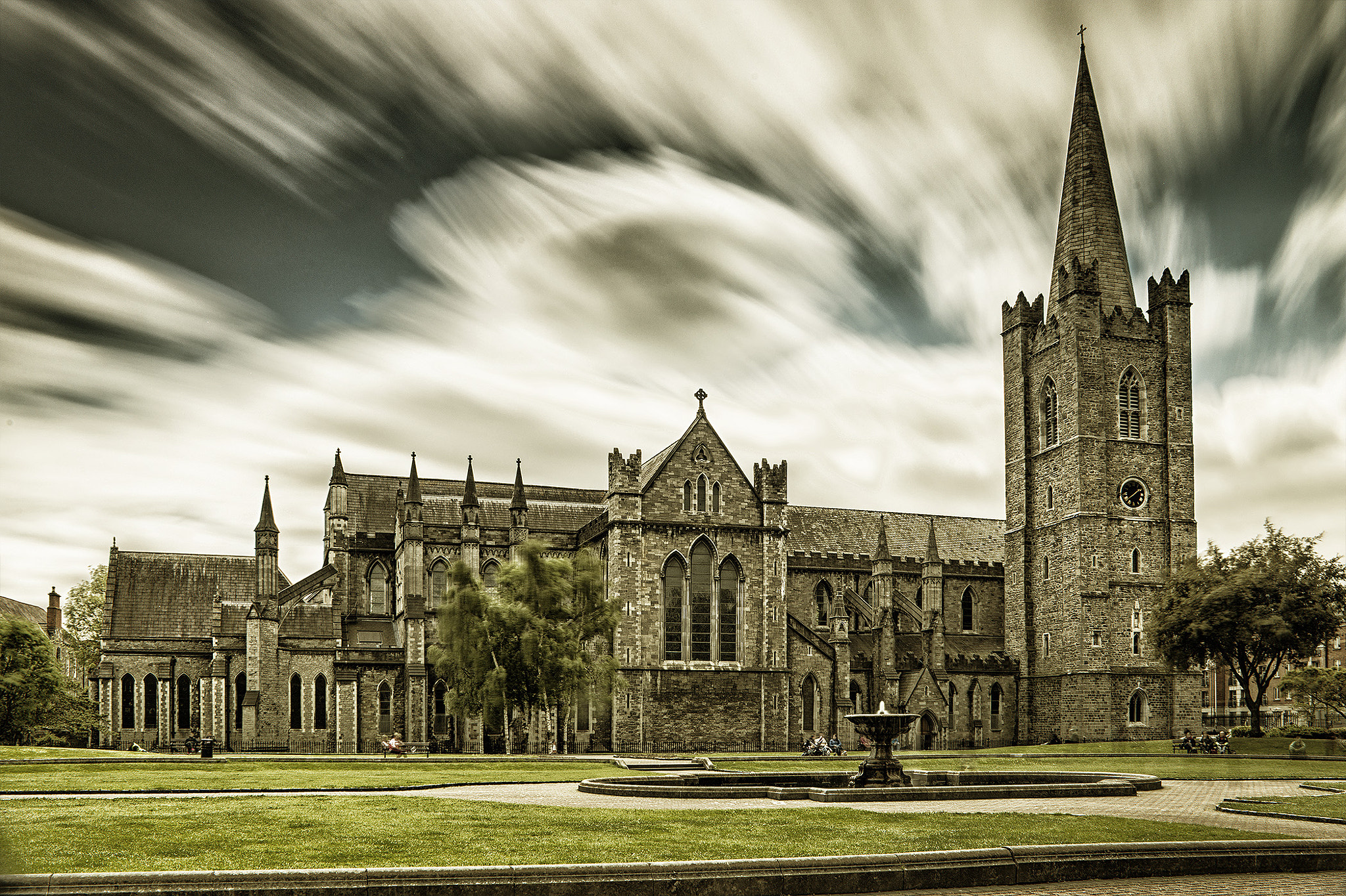 Canon EF 28-80mm f/3.5-5.6 USM IV sample photo. Saint patrick´s cathedral photography
