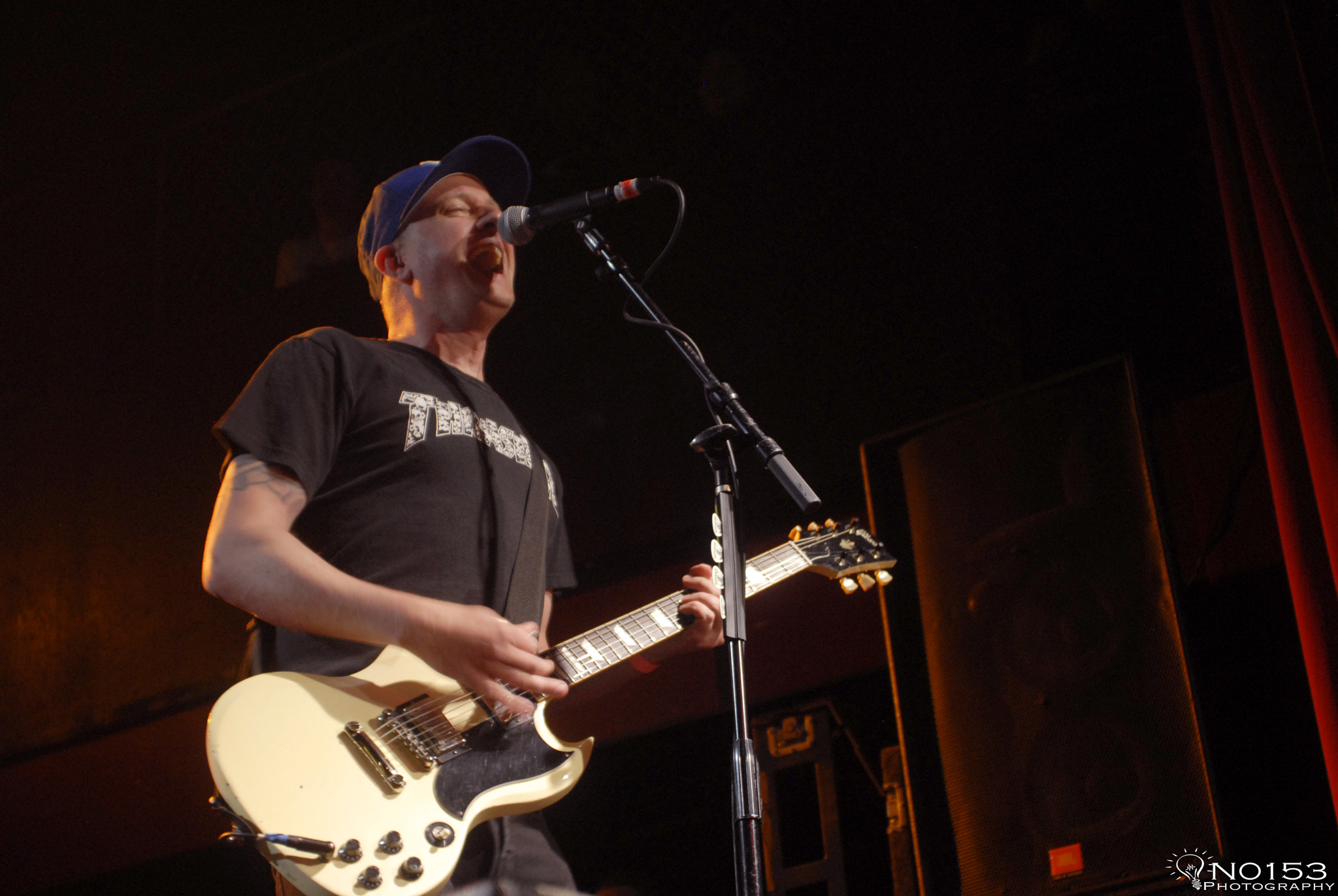 Nikon D200 + AF Zoom-Nikkor 28-85mm f/3.5-4.5 sample photo. Millencolin photography