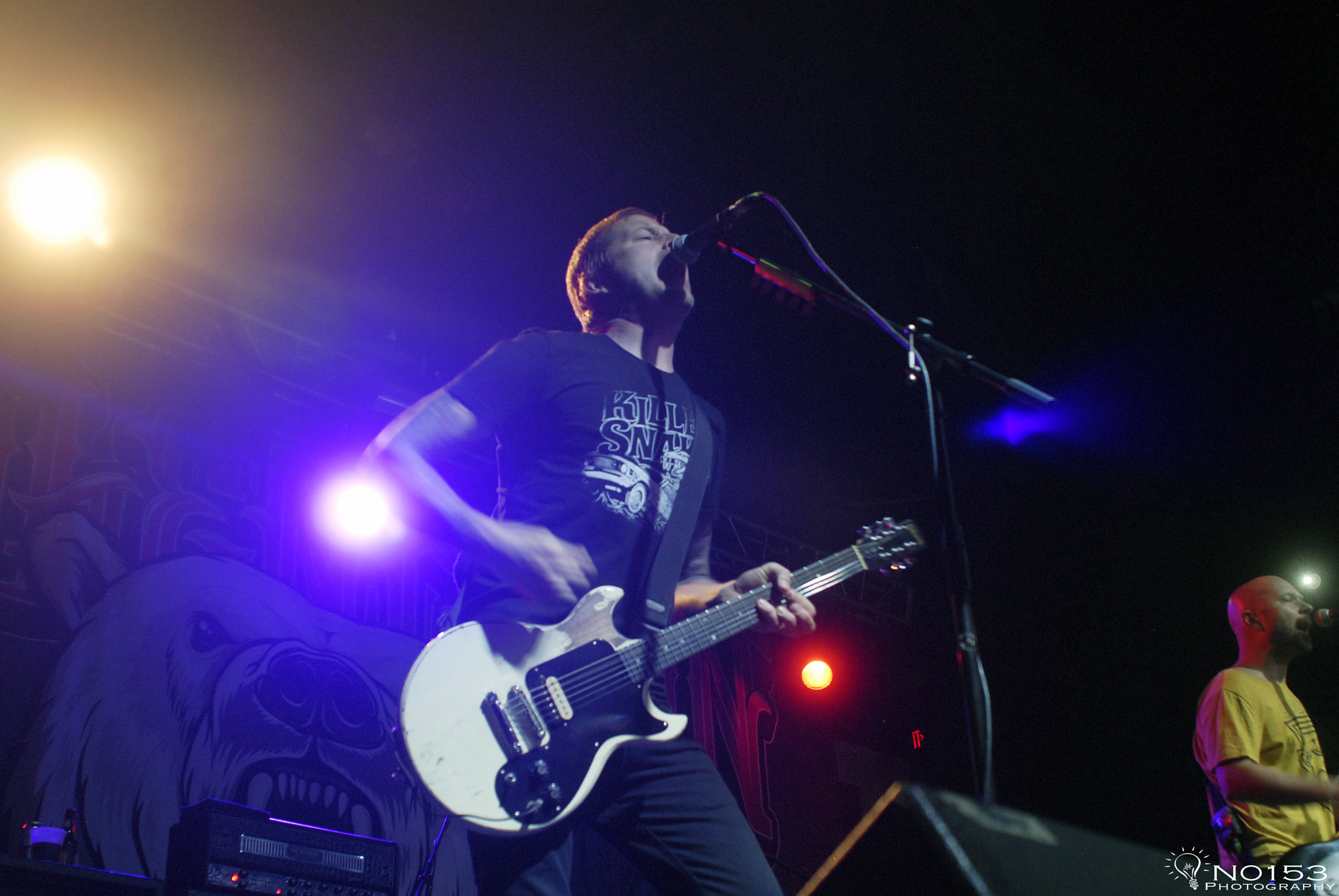 Nikon D200 + AF Zoom-Nikkor 28-85mm f/3.5-4.5 sample photo. Millencolin photography