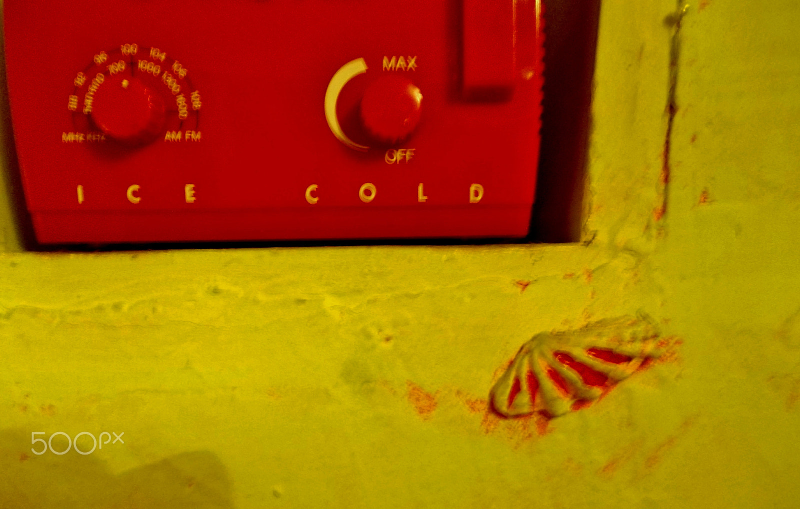 Nikon COOLPIX L23 sample photo. Radio red in yellow wall. photography