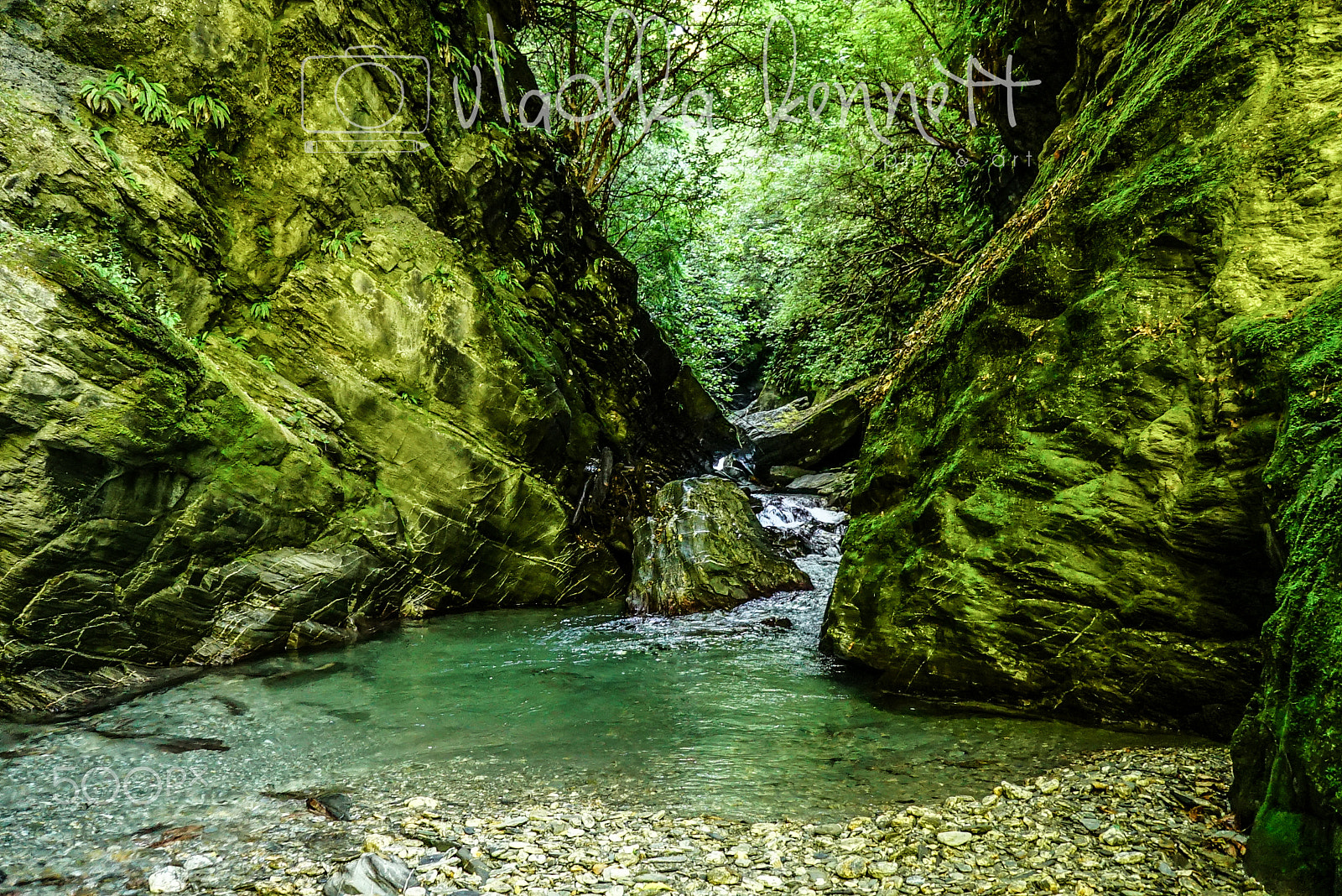 Sony a7S + Sony E 18-55mm F3.5-5.6 OSS sample photo. Glenorchy, new zealand photography