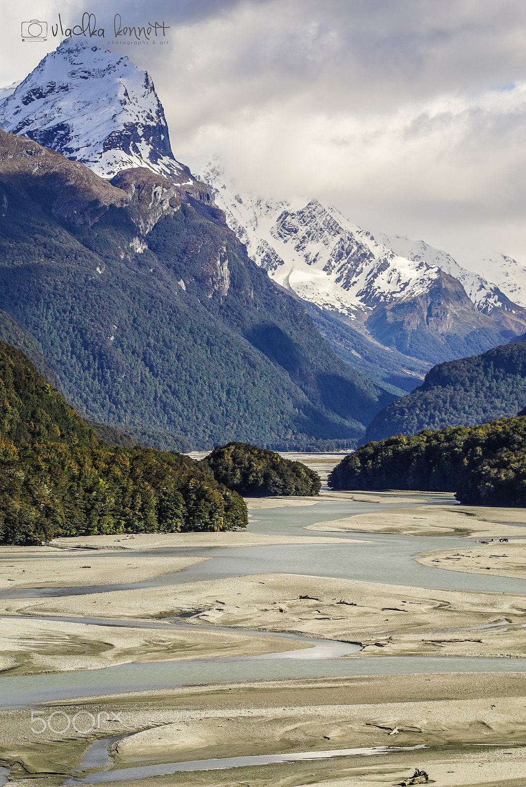 Sony a7S + Sony FE 70-200mm F4 G OSS sample photo. Glenorchy, new zealand photography