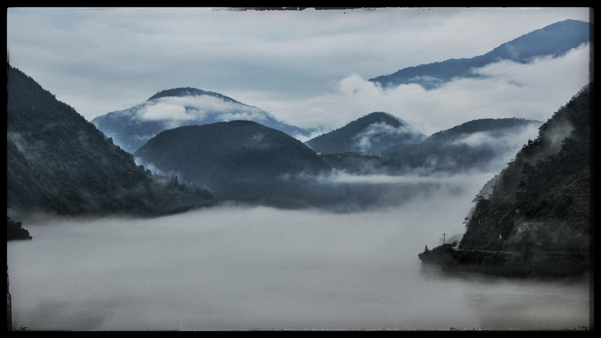 Canon EF-S 18-135mm F3.5-5.6 IS sample photo. 水墨山水 photography