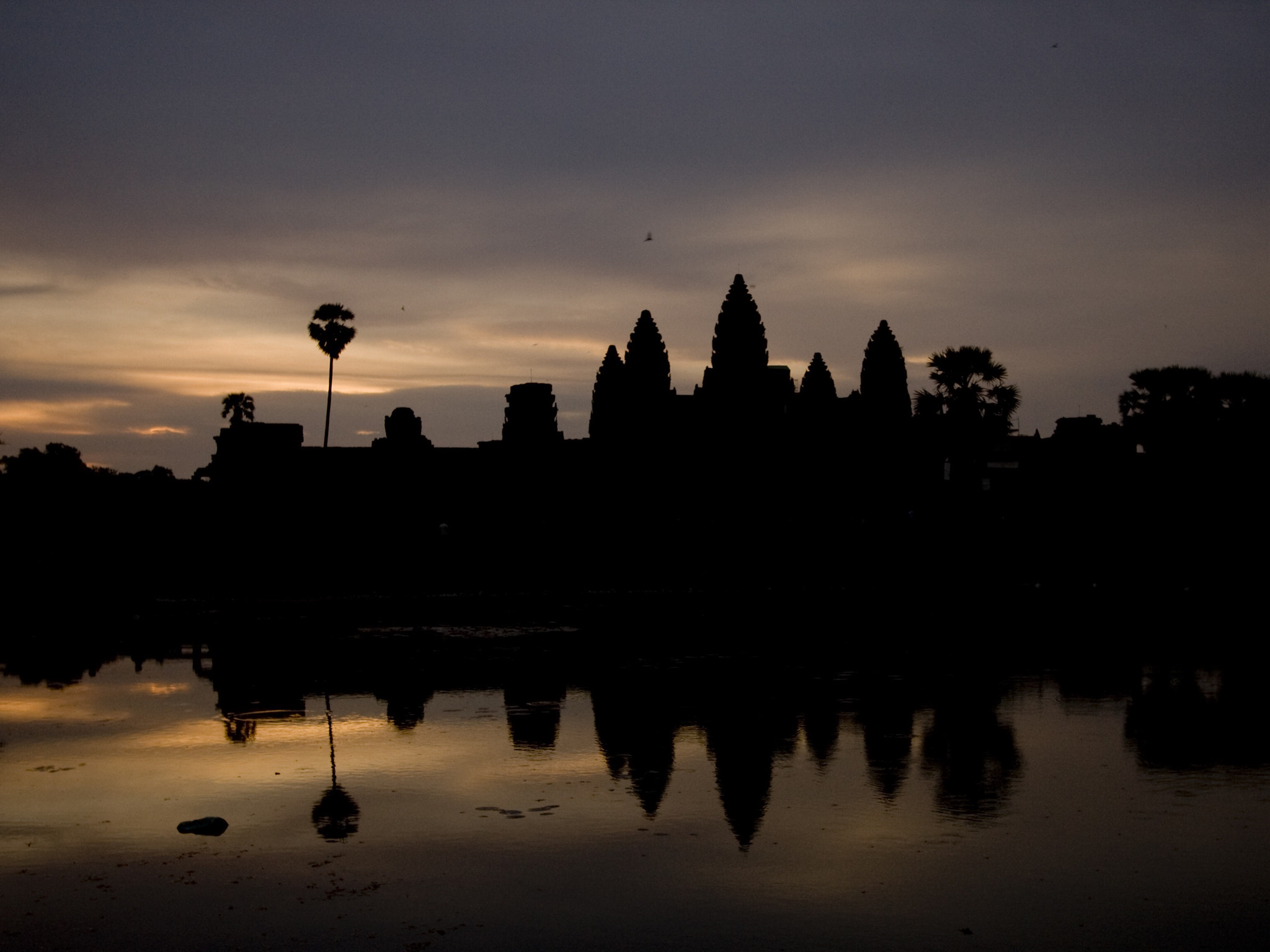 Canon EF-S 10-22mm F3.5-4.5 USM sample photo. Angkor wat, siem reap, cambodia photography