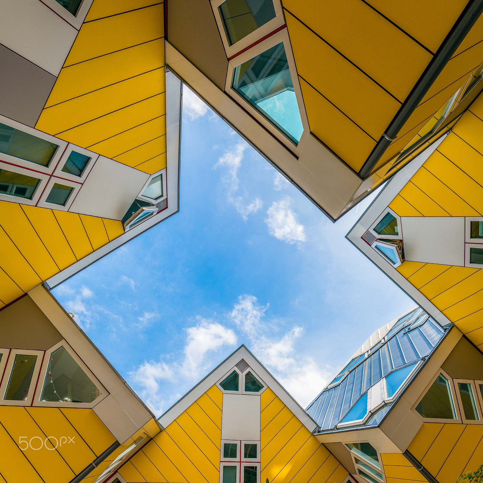Nikon AF-S Nikkor 24-70mm F2.8E ED VR sample photo. Postcard greetings from rotterdam photography