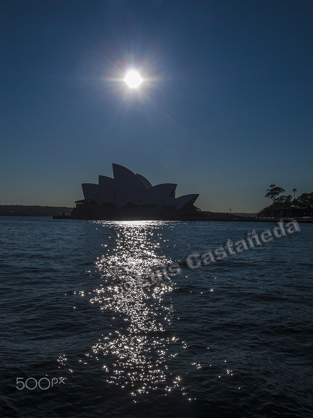 Panasonic Lumix DMC-L10 sample photo. The sydney opera. australia photography