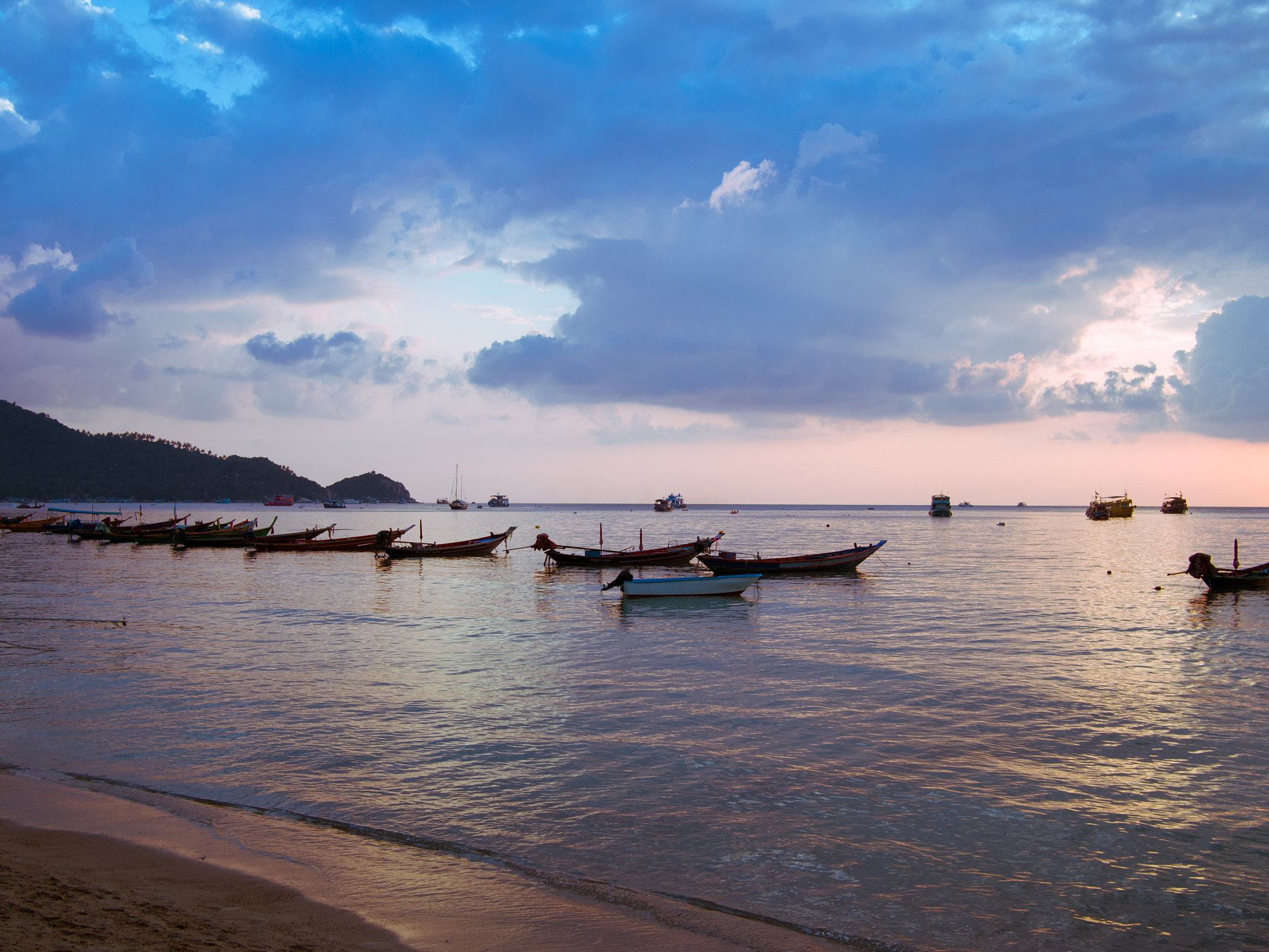 Olympus OM-D E-M5 + LUMIX G 20/F1.7 II sample photo. Thailand and vietnam memories photography