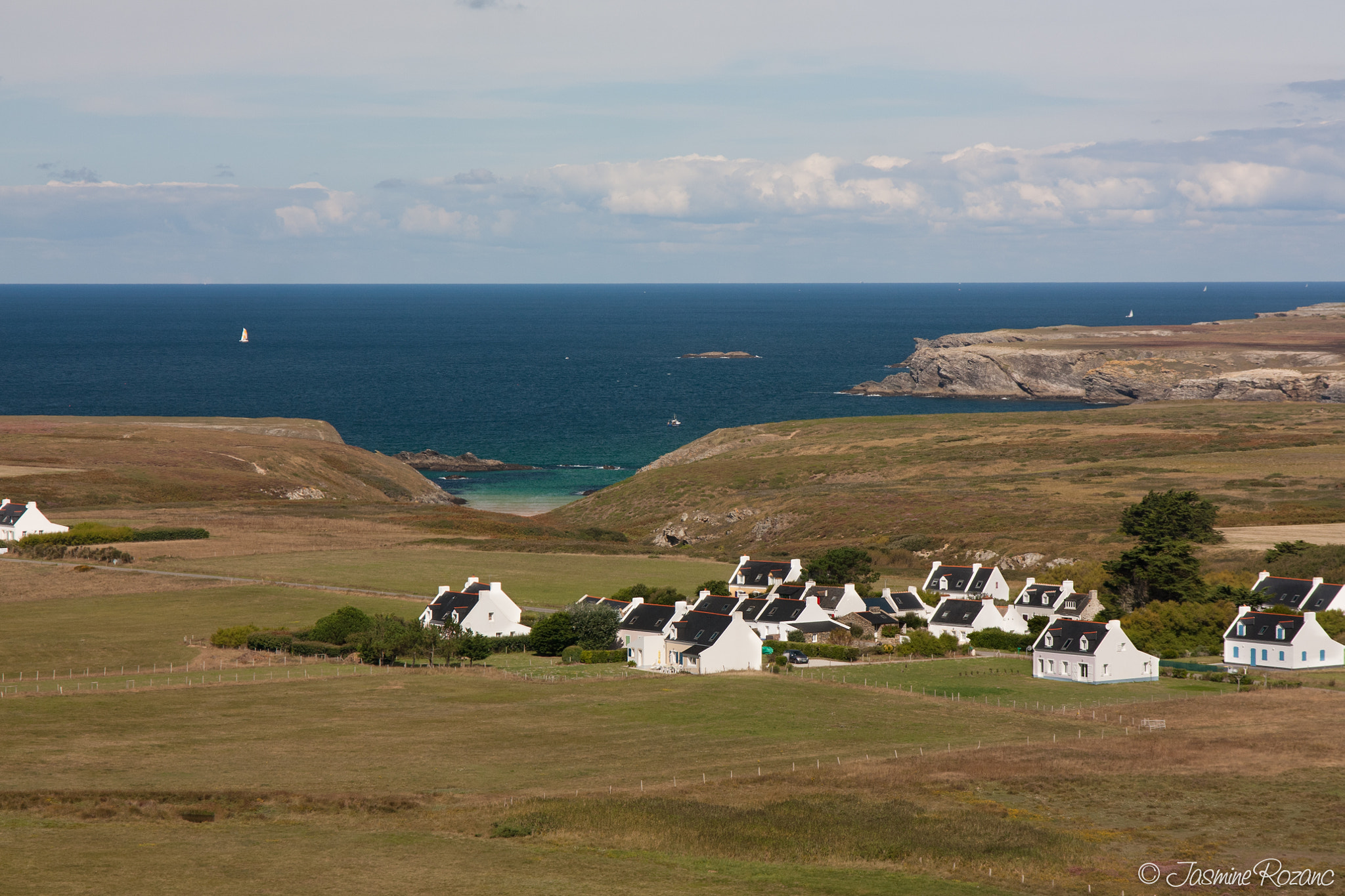 Sigma 17-70mm F2.8-4 DC Macro OS HSM sample photo. Belle-Île from goulphar lighthouse photography