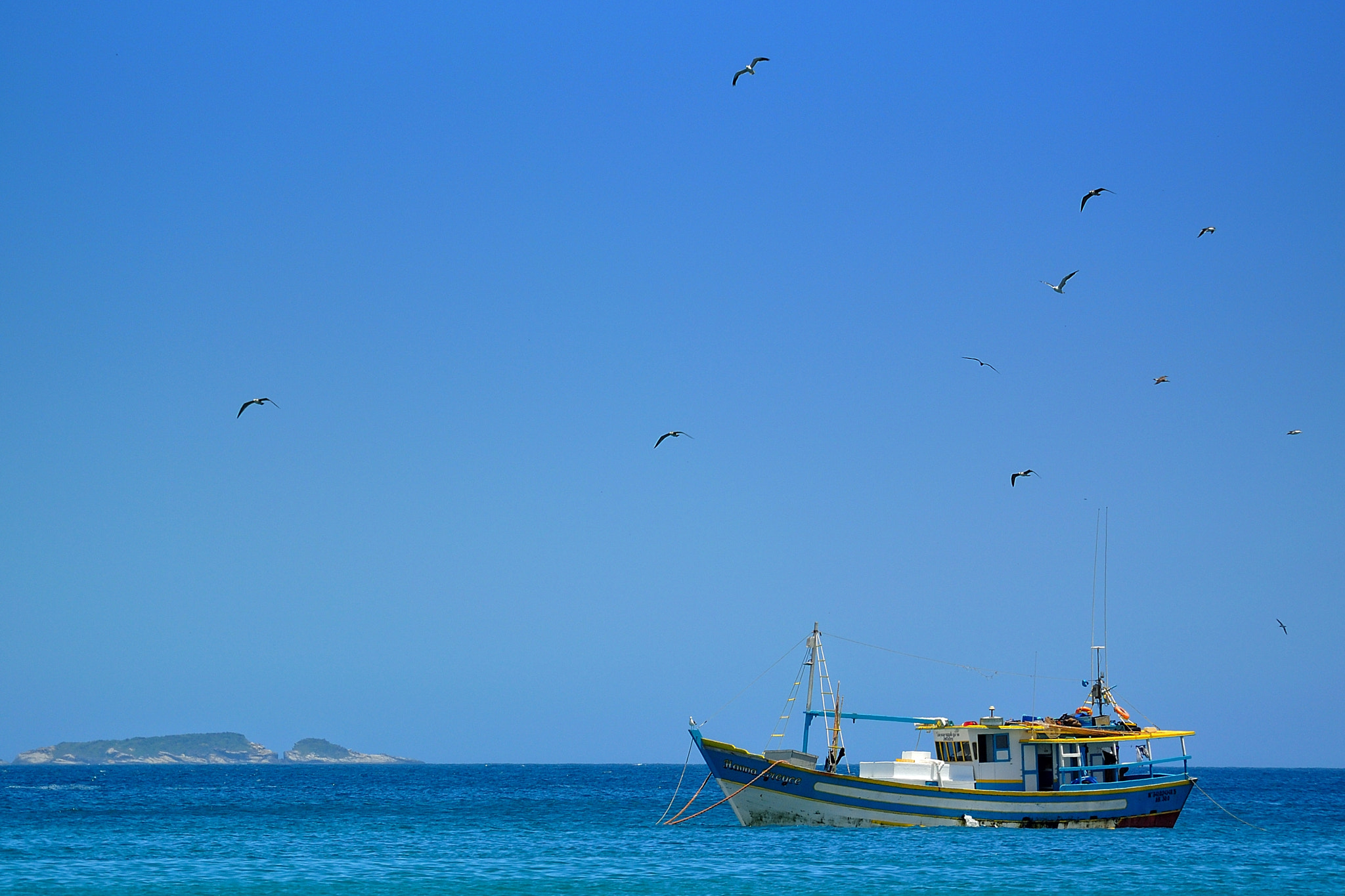 Nikon 1 Nikkor VR 30-110mm F3.8-5.6 sample photo. Fishing boat in buzios photography