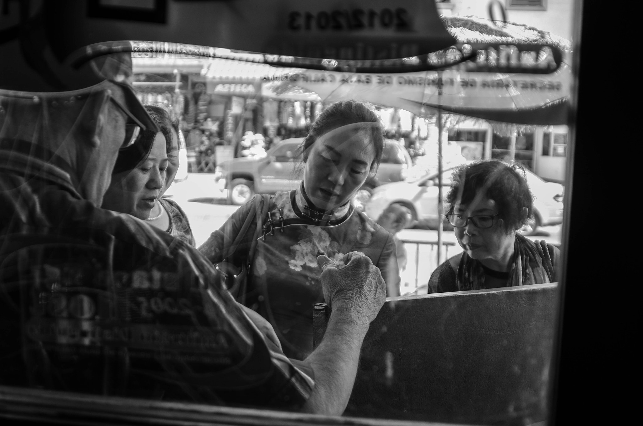 Pentax K-5 II sample photo. Souvenir shopping photography