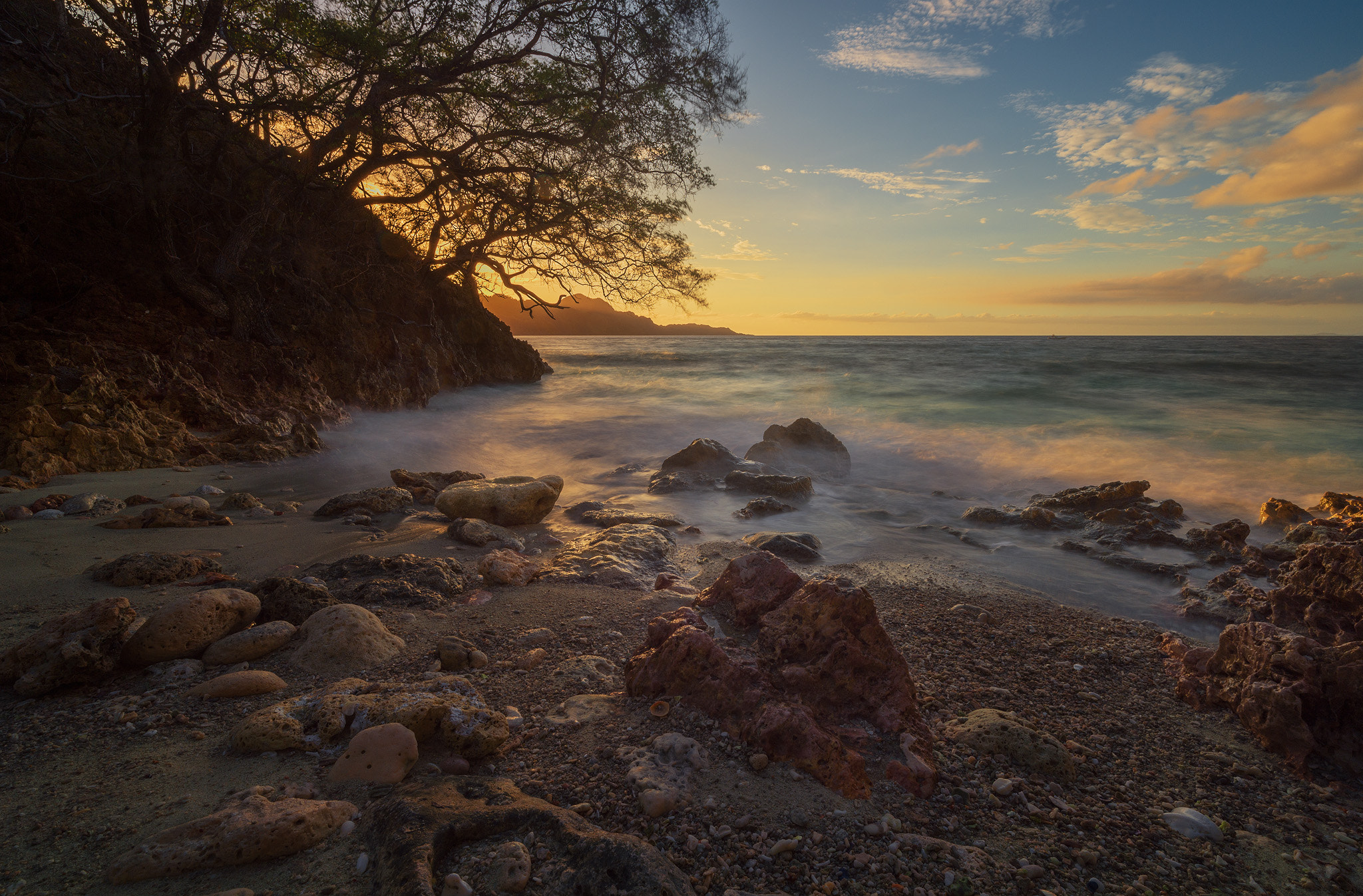 Nikon D4S sample photo. Evening light on a karst island photography