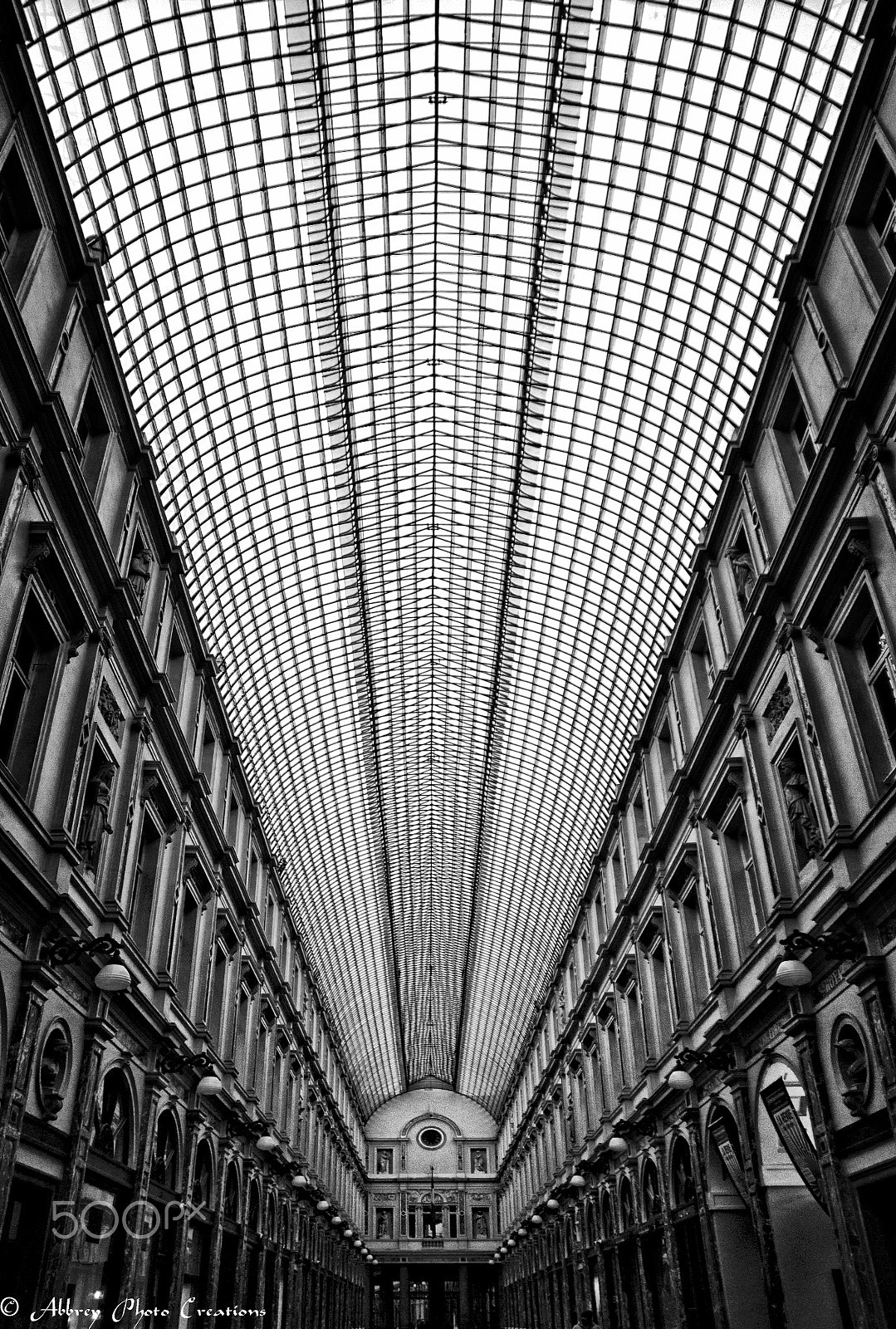 Sigma 17-70mm F2.8-4 DC Macro OS HSM | C sample photo. Vanishing point photography