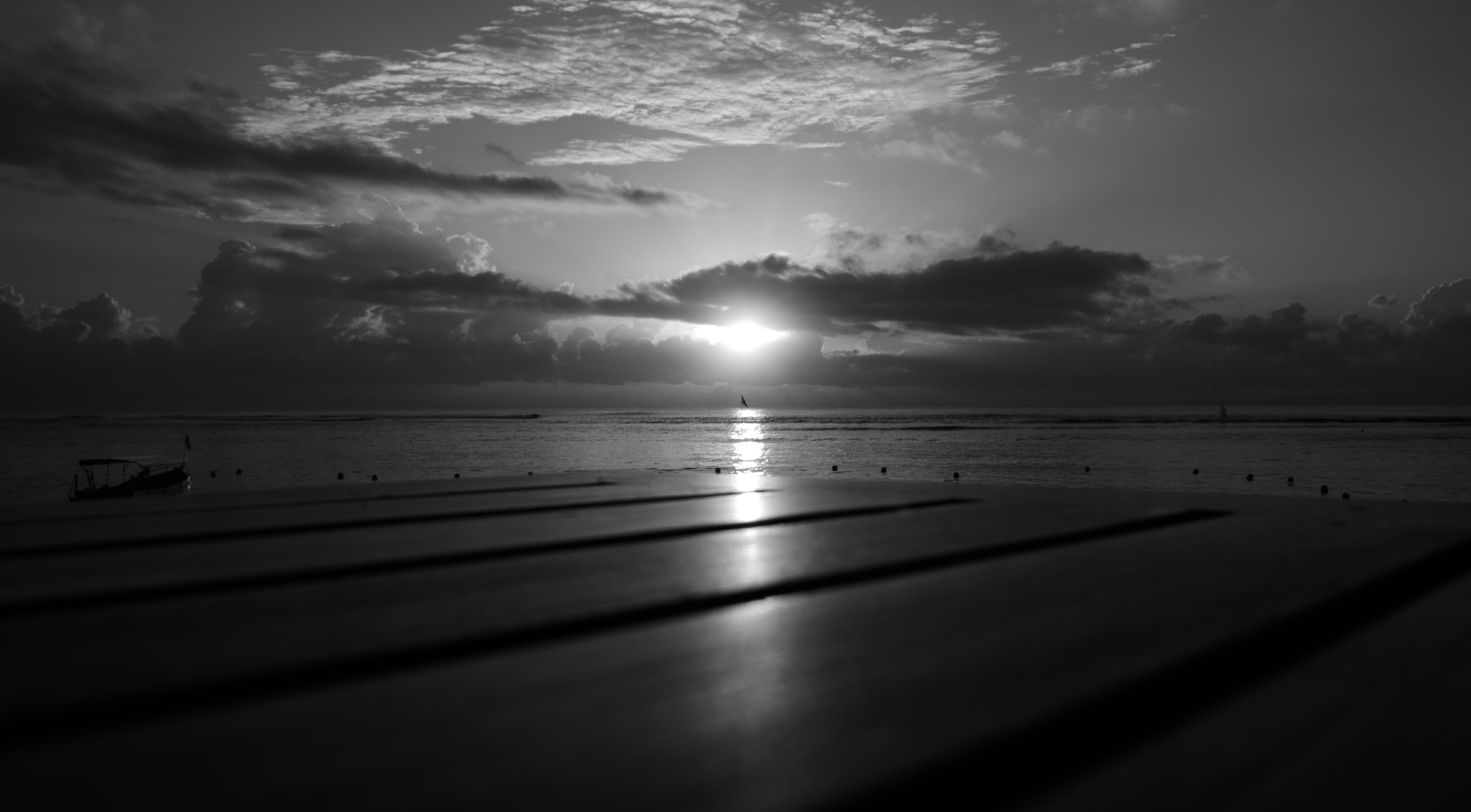 Sony a7R + Sony Vario Tessar T* FE 24-70mm F4 ZA OSS sample photo. Sun rise sanur beach bali photography