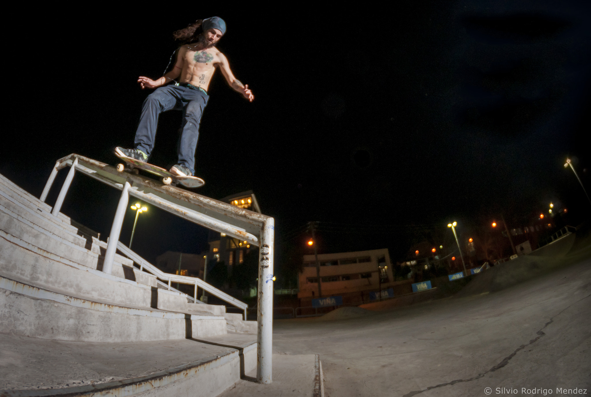 Nikon D5000 + Samyang 8mm F3.5 Aspherical IF MC Fisheye sample photo. Matias chacon - backside 50 50 grind photography